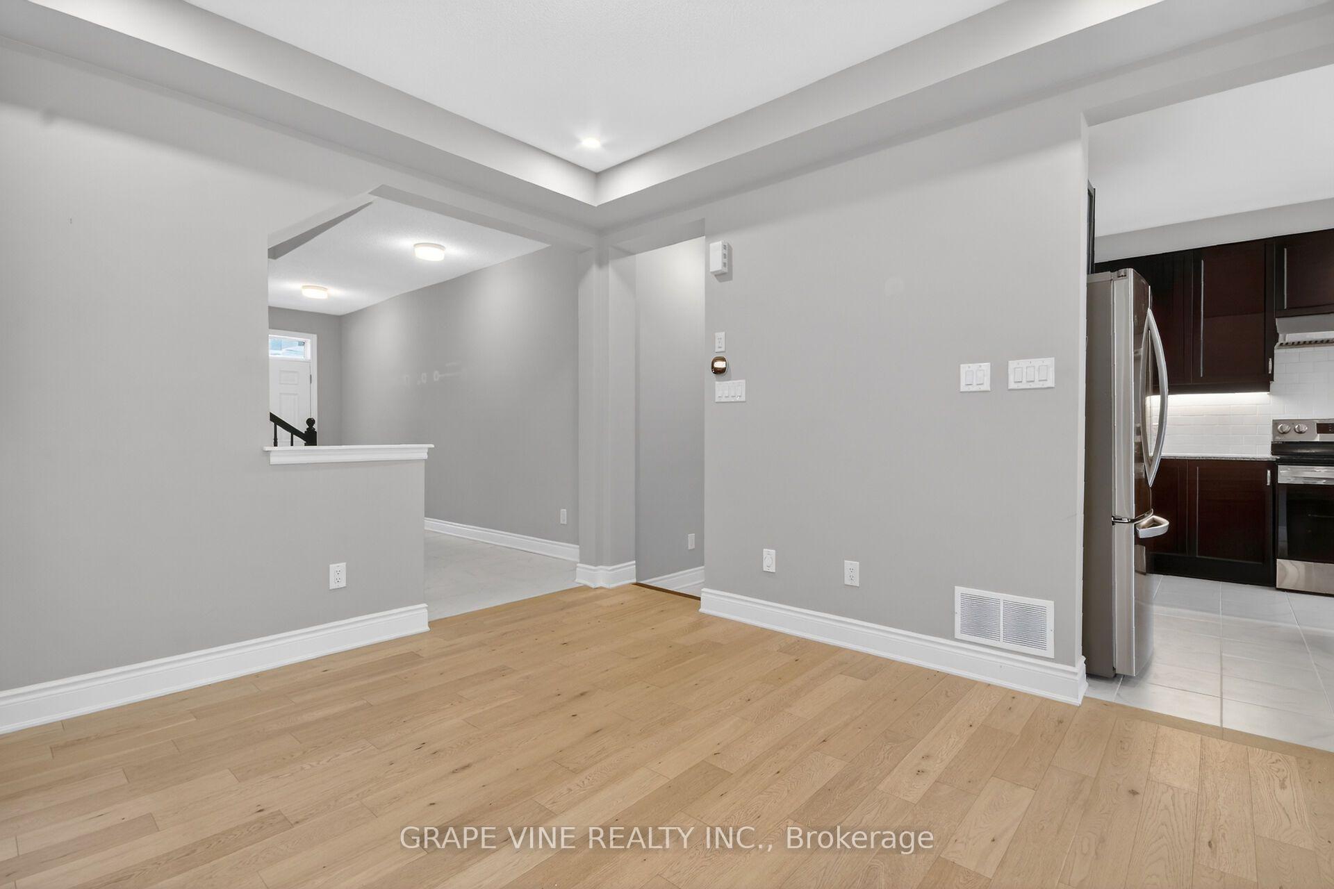 Photo 12 of 316 Crossway Terrace, Ottawa, Stittsville (North) — HOMEH