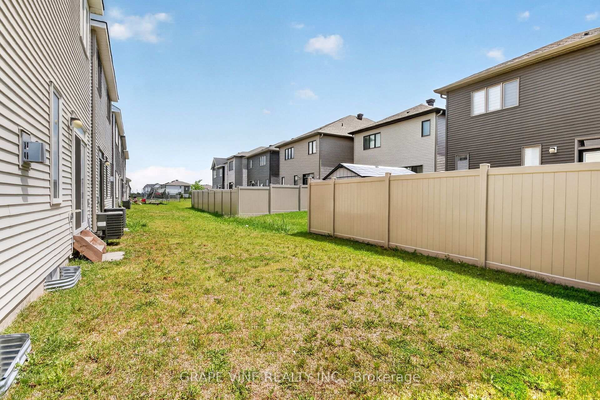 Photo 37 of 316 Crossway Terrace, Ottawa, Stittsville (North) — HOMEH