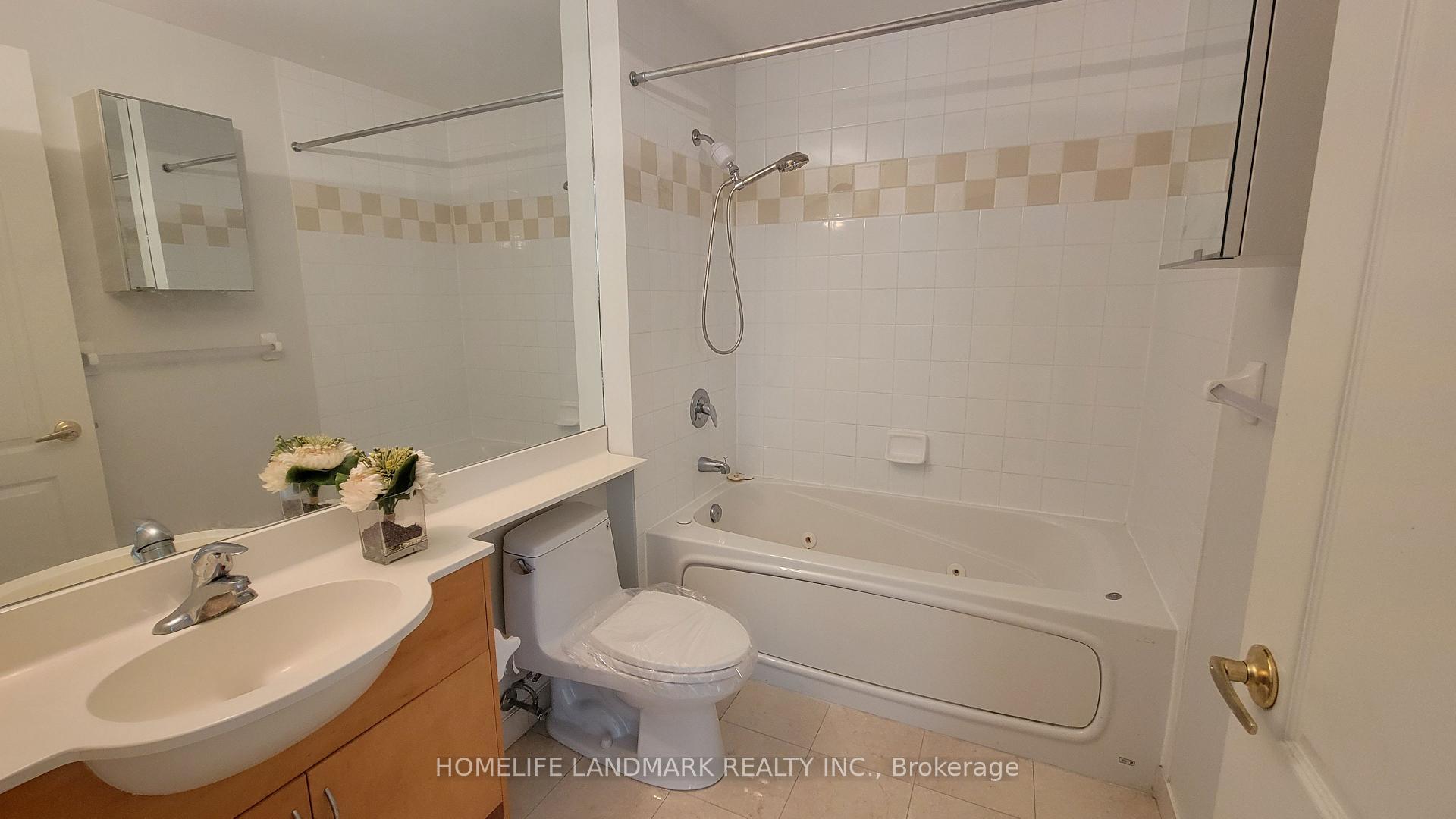 Photo 6 of Unit #515, 11 William Carson Crescent, North York, St. Andrew-Windfields — HOMEH