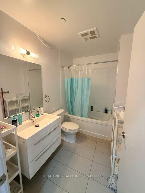 Photo 8 of Unit 716, 297 College Street, Toronto, Kensington-Chinatown — HOMEH