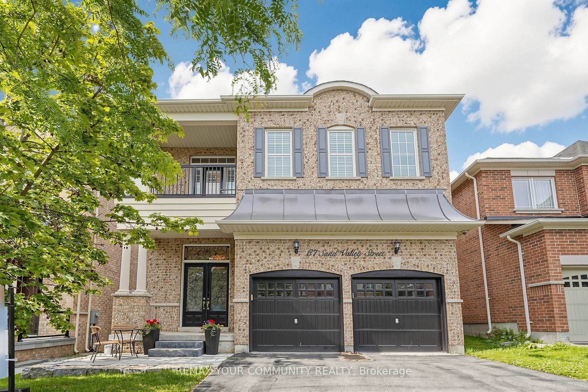 Photo 2 of 67 Sand Valley Street, Vaughan, Patterson — HOMEH