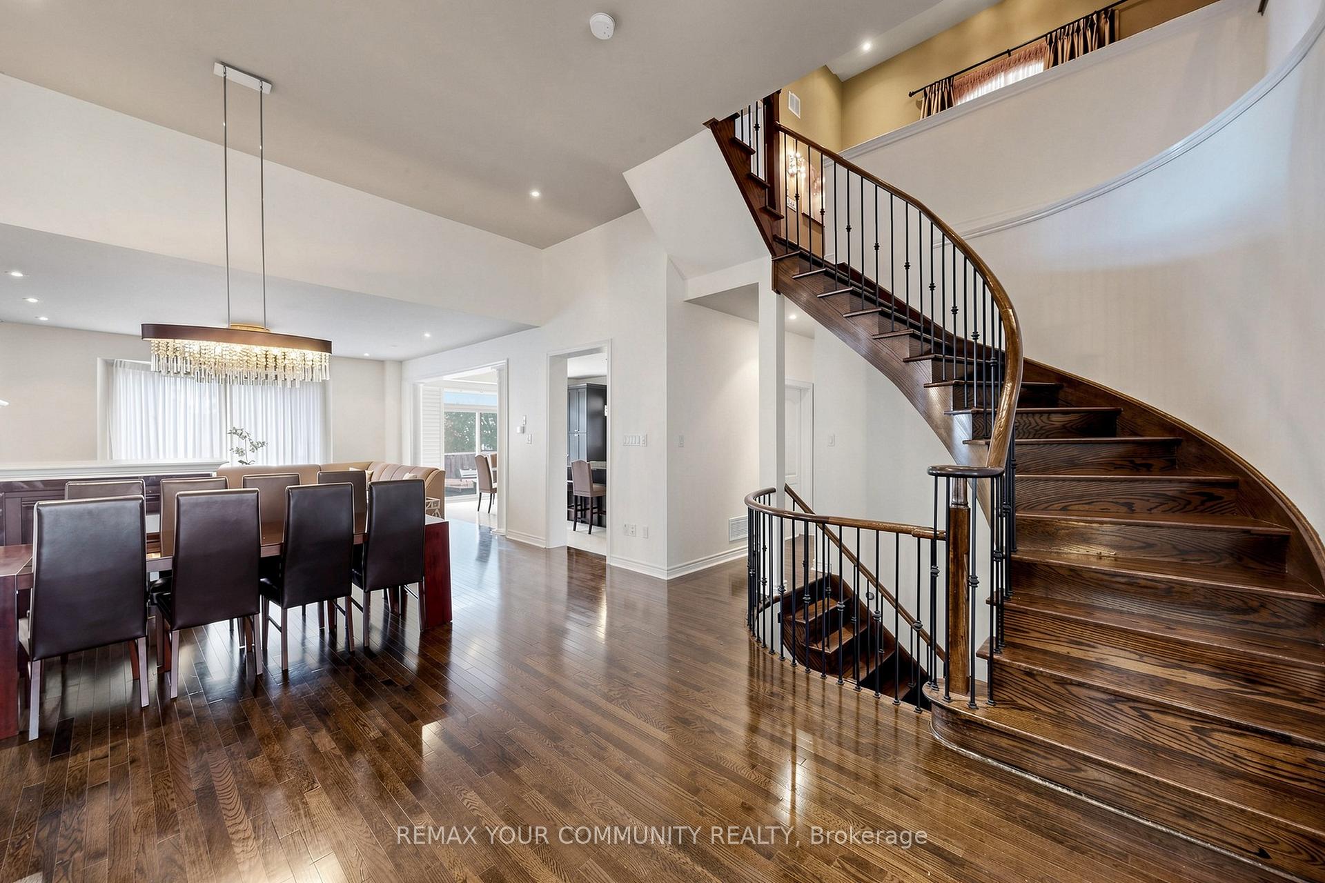 Photo 8 of 67 Sand Valley Street, Vaughan, Patterson — HOMEH