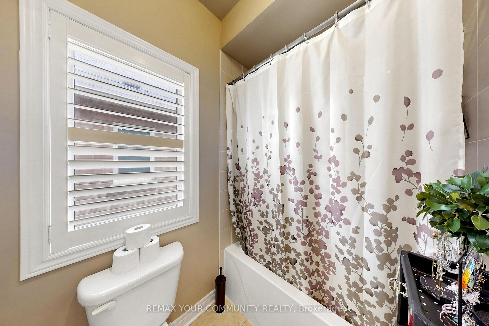 Photo 35 of 67 Sand Valley Street, Vaughan, Patterson — HOMEH