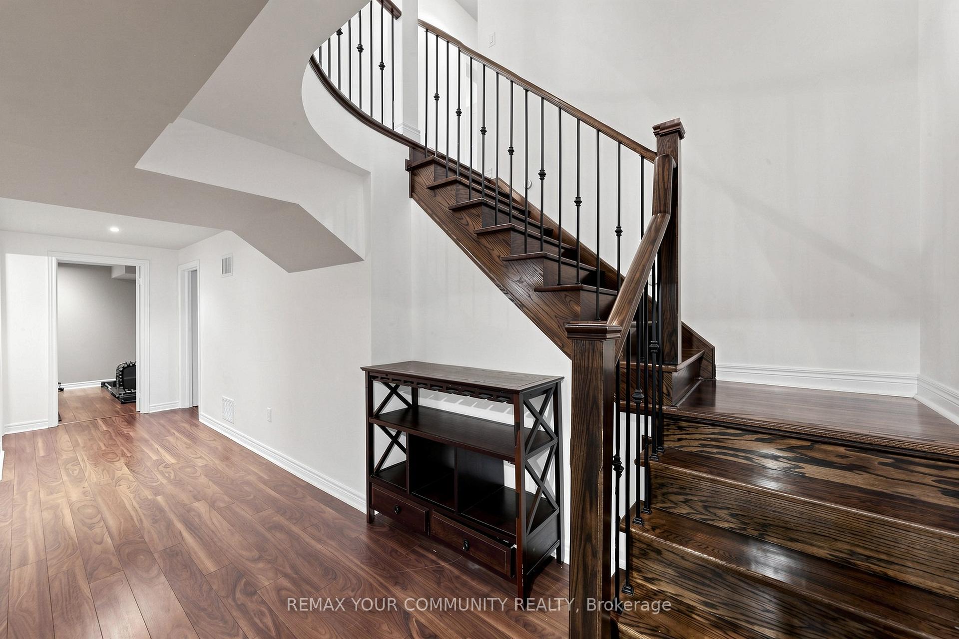 Photo 37 of 67 Sand Valley Street, Vaughan, Patterson — HOMEH