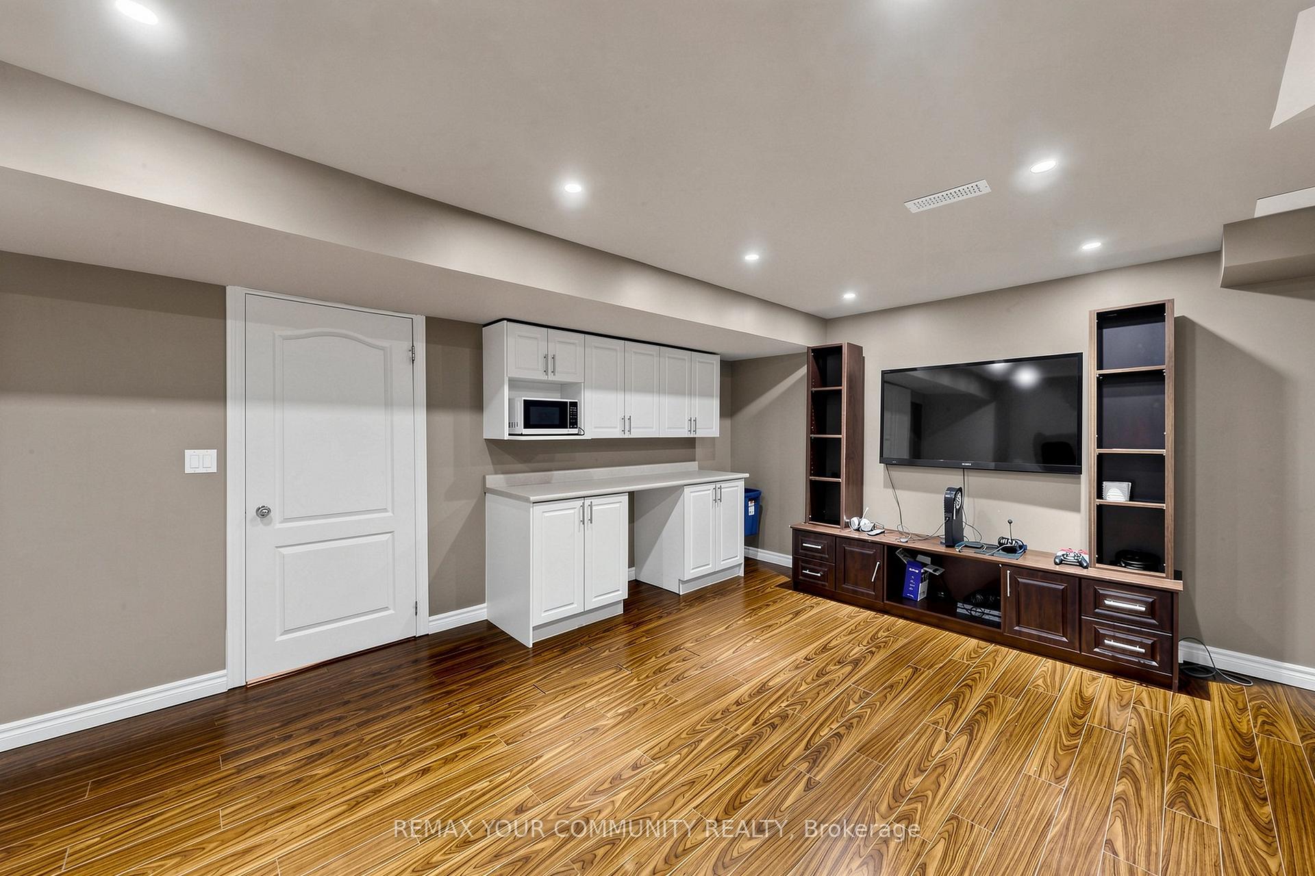 Photo 41 of 67 Sand Valley Street, Vaughan, Patterson — HOMEH