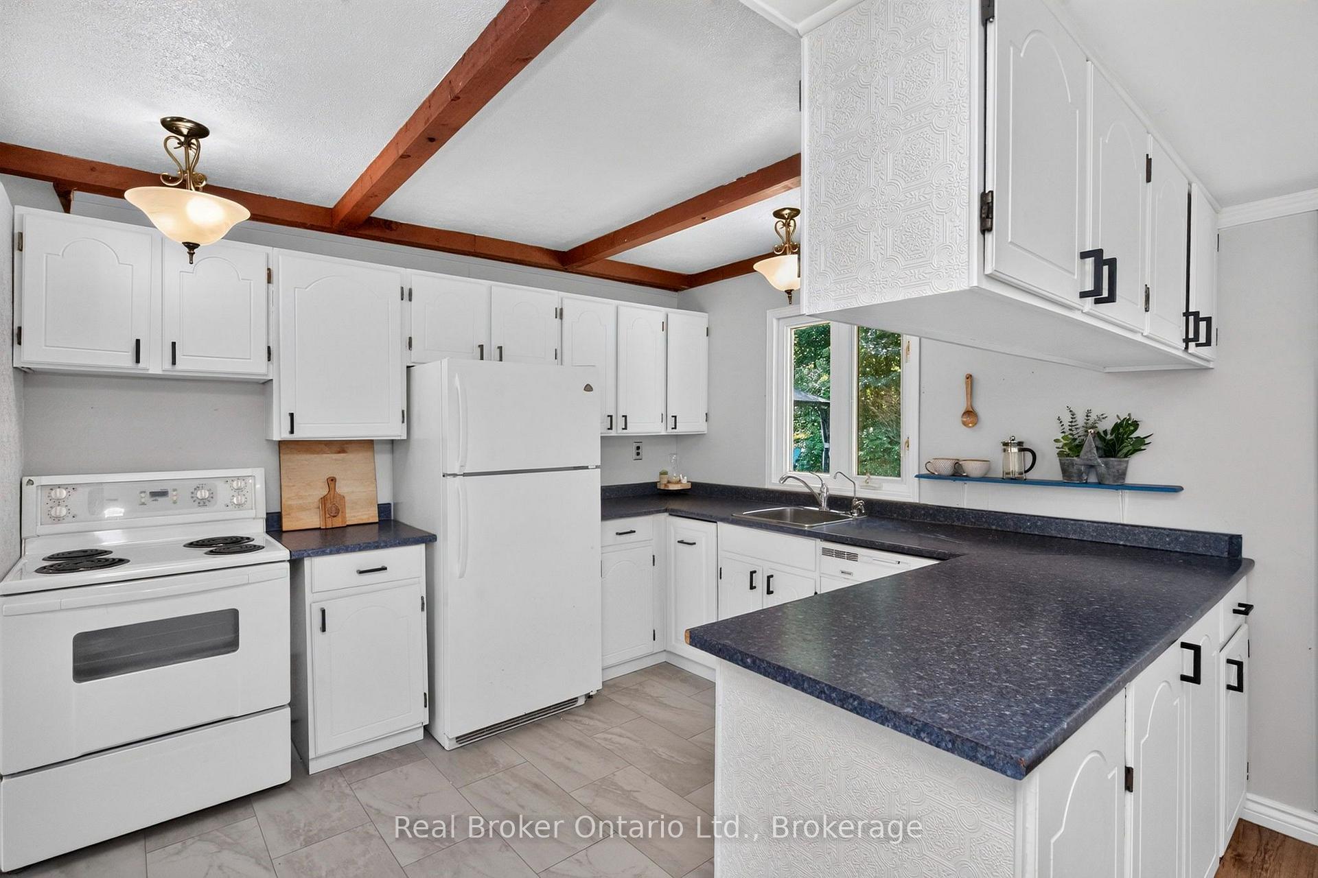 Photo 14 of 426 David Avenue, Tay, Port McNicoll — HOMEH