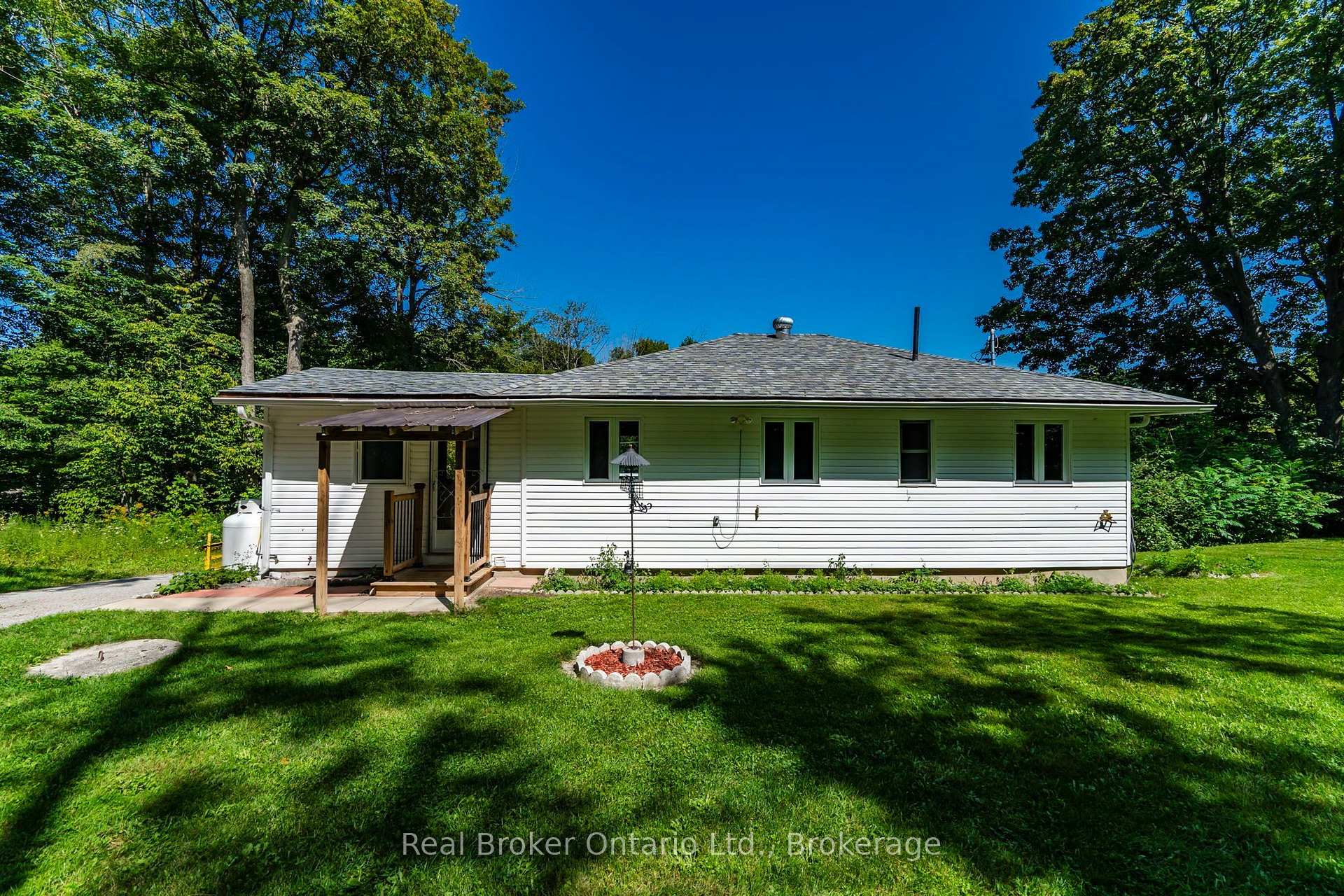 Photo 31 of 426 David Avenue, Tay, Port McNicoll — HOMEH
