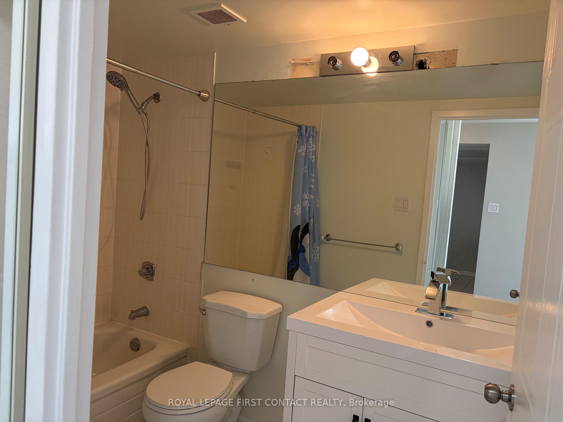 Photo 12 of Unit 709, 65 Ellen Street, Barrie, City Centre — HOMEH