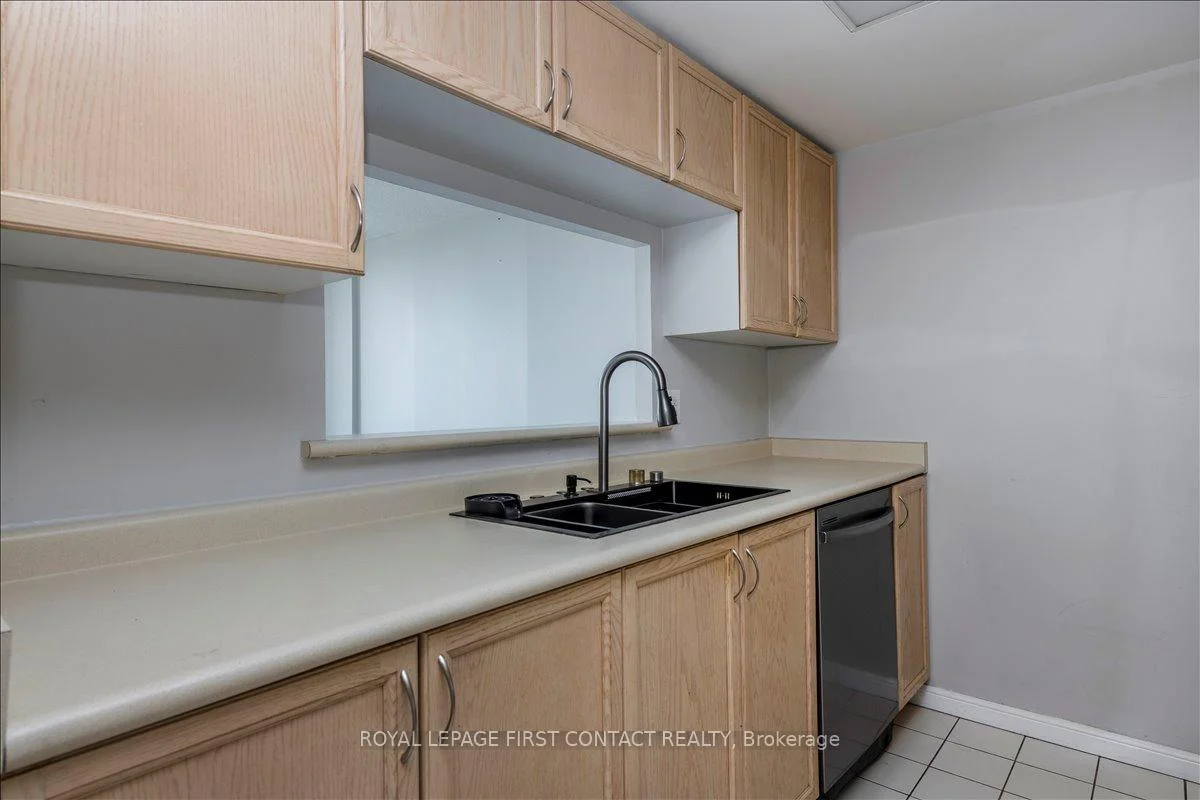 Photo 15 of Unit 709, 65 Ellen Street, Barrie, City Centre — HOMEH