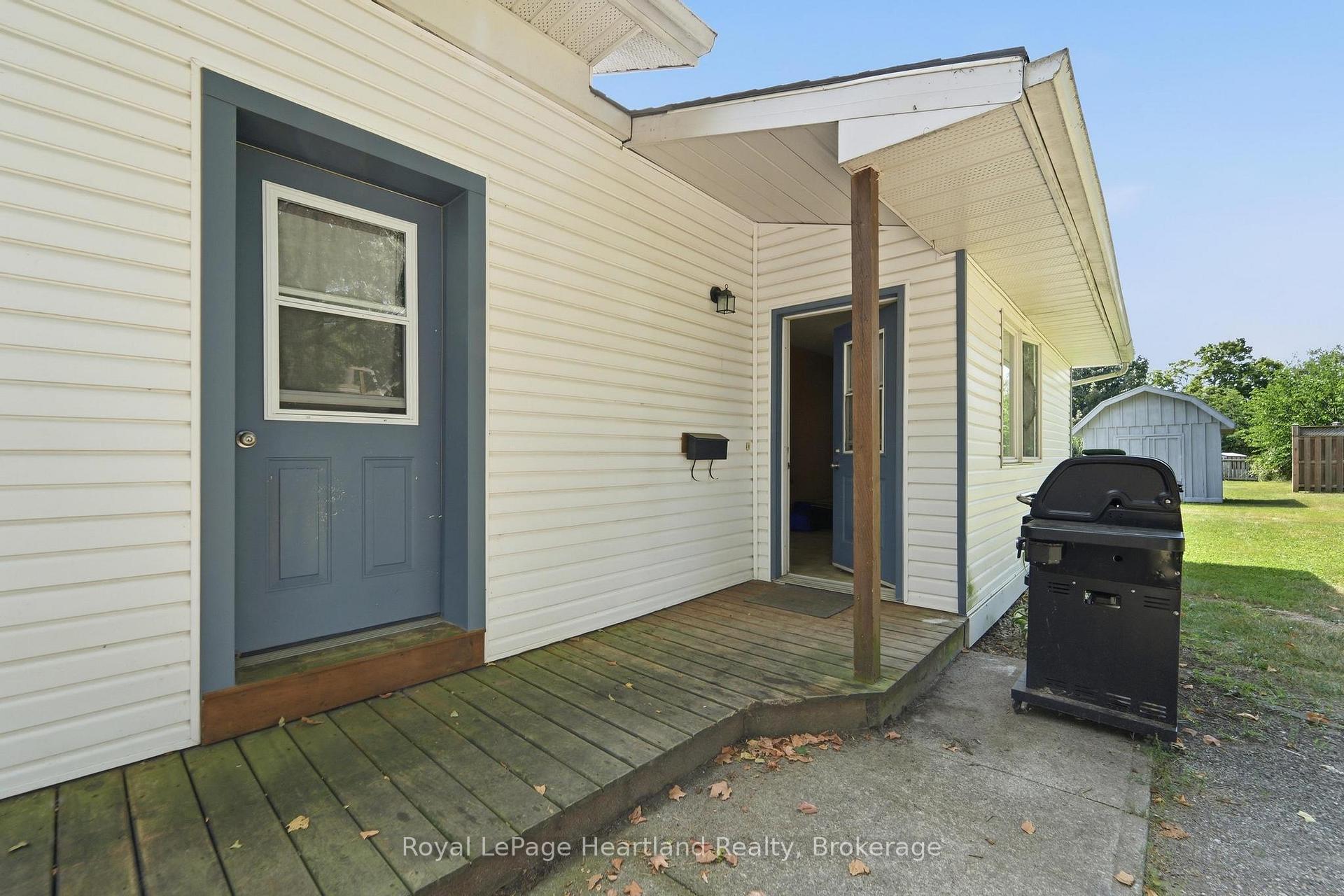 Photo 3 of 132 Queen Street, Central Huron, Clinton — HOMEH
