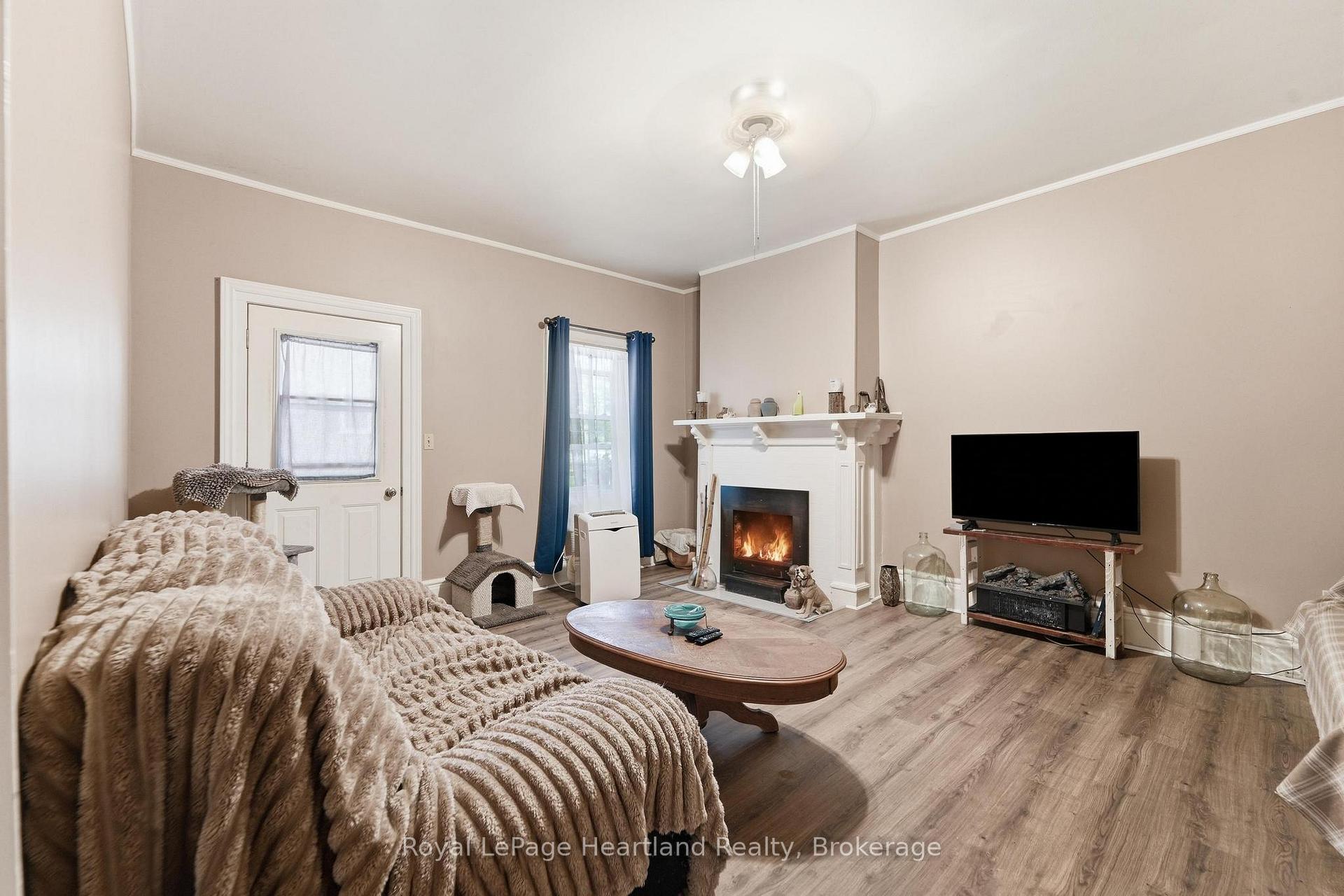 Photo 21 of 132 Queen Street, Central Huron, Clinton — HOMEH