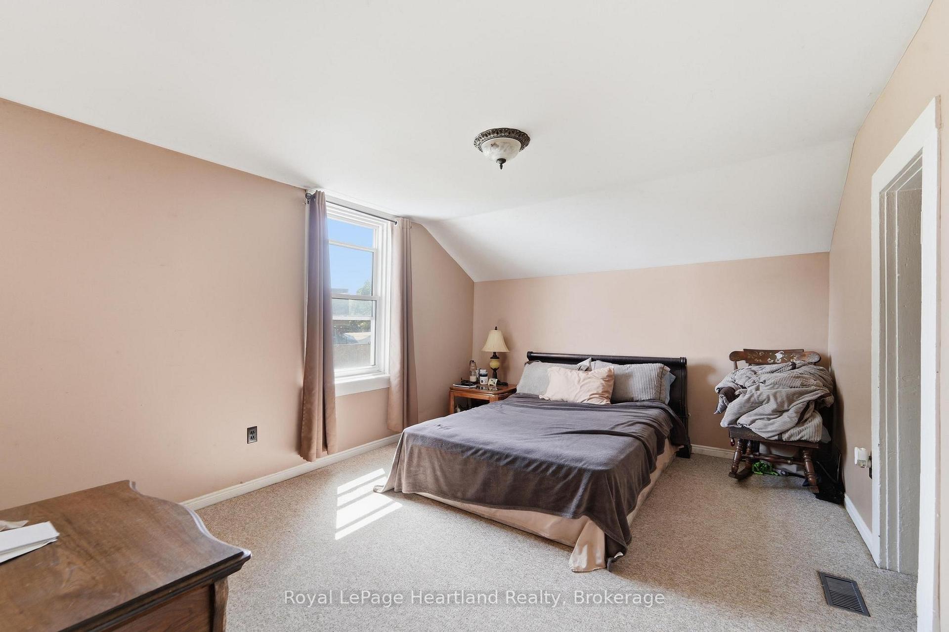 Photo 31 of 132 Queen Street, Central Huron, Clinton — HOMEH