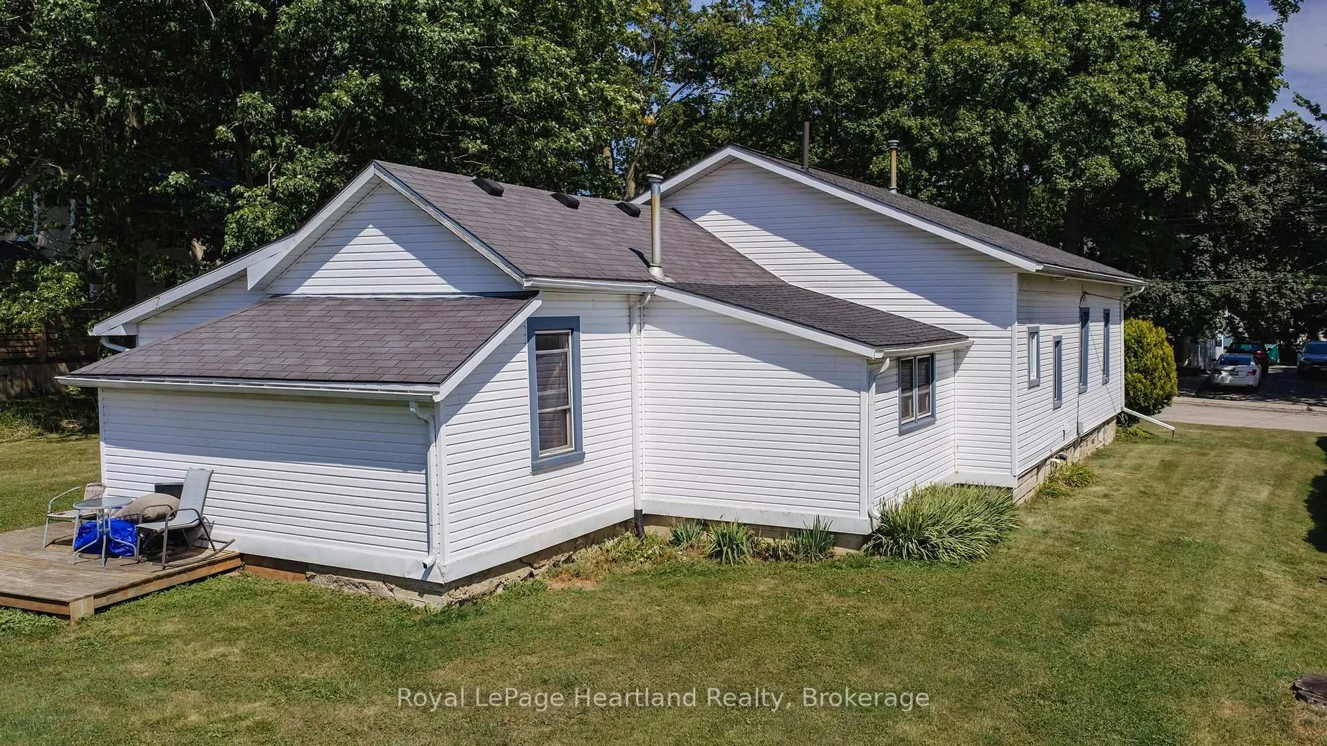 Photo 35 of 132 Queen Street, Central Huron, Clinton — HOMEH