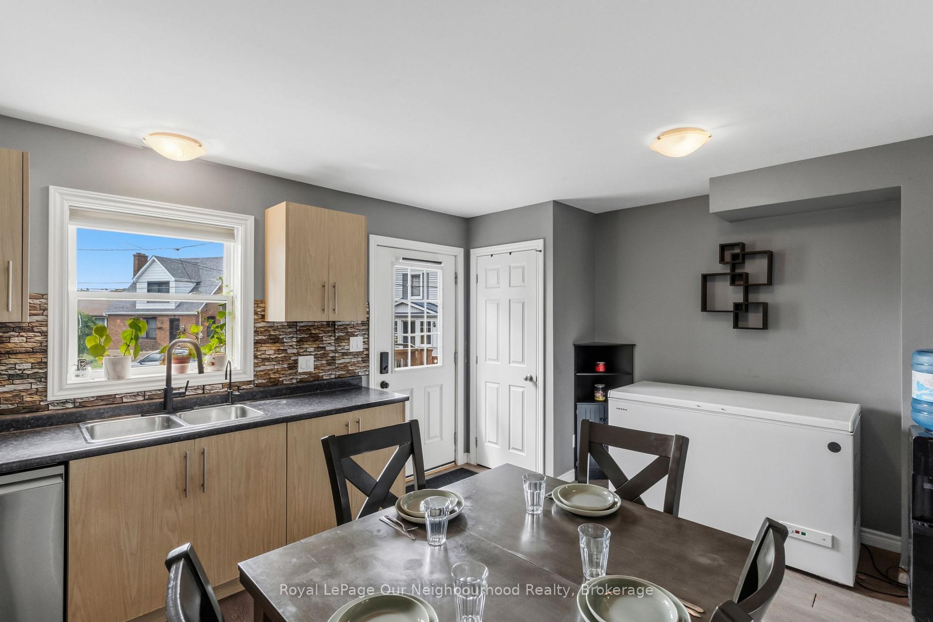 Photo 10 of 28 Hope Street N, Port Hope — HOMEH