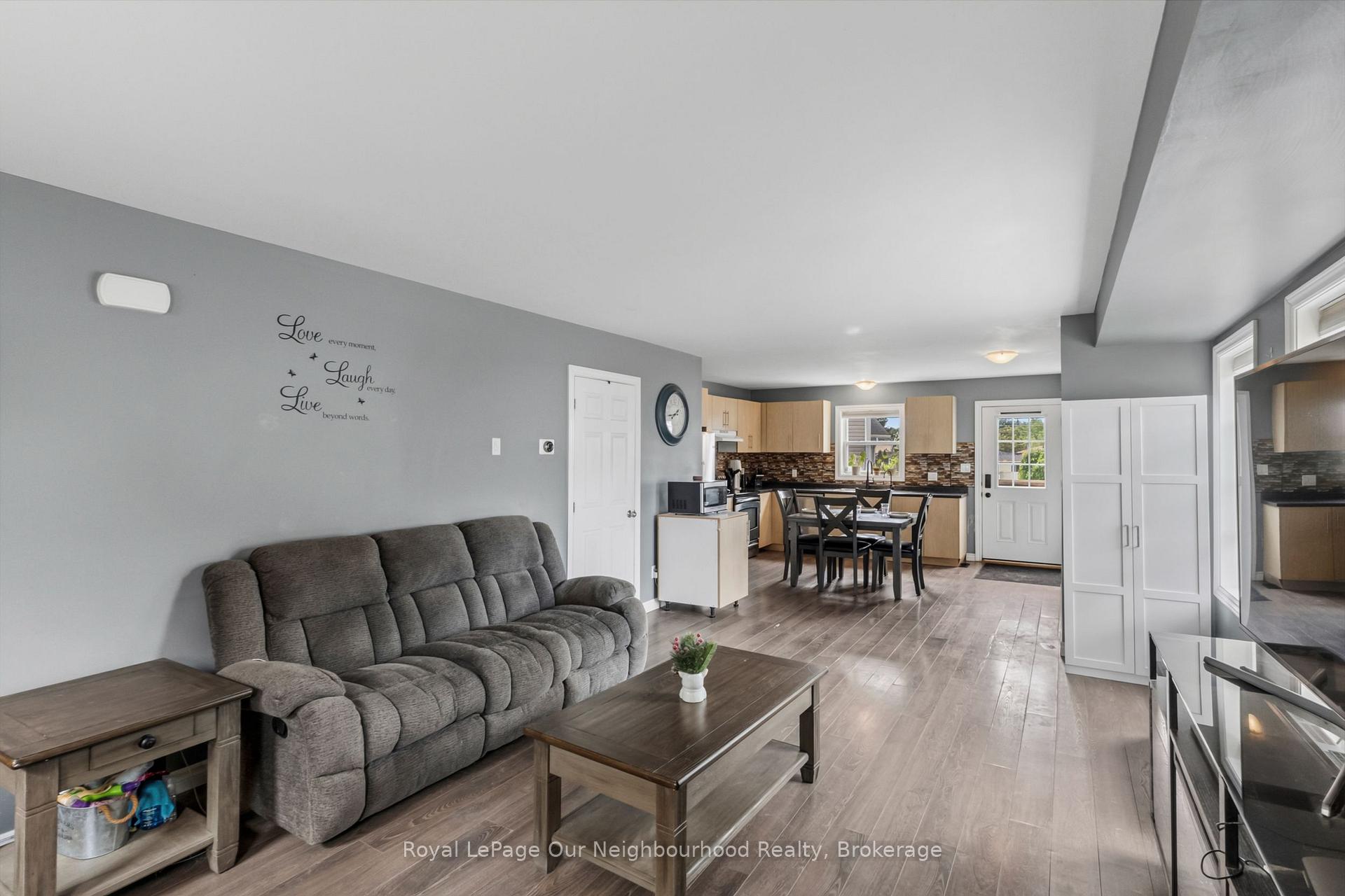 Photo 15 of 28 Hope Street N, Port Hope — HOMEH