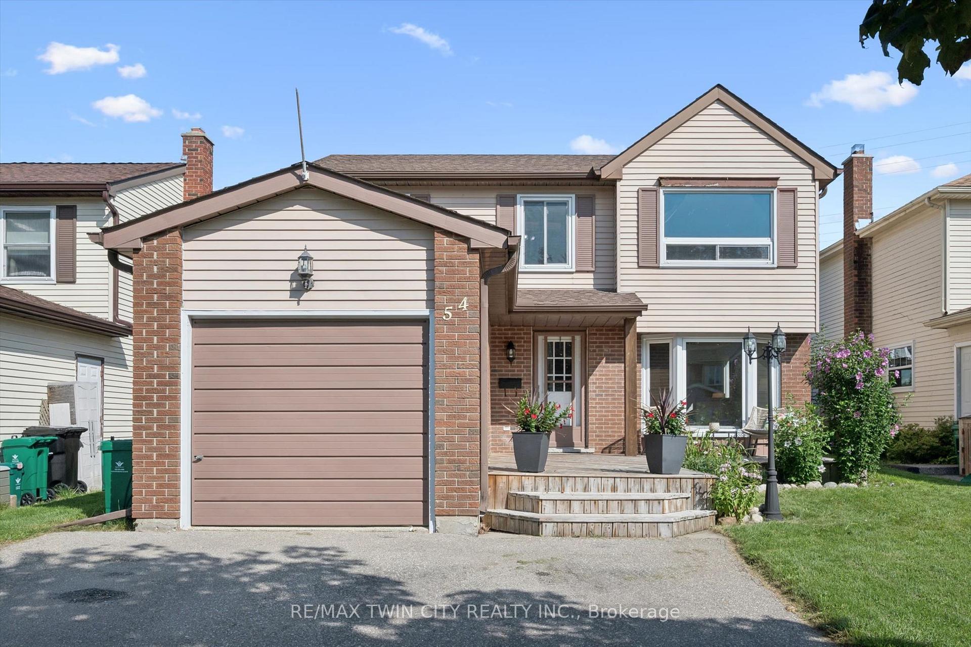 Photo of 54 Royal Orchard Place
