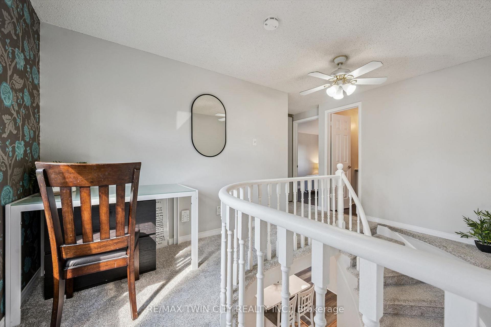 Photo 18 of 54 Royal Orchard Place, Kitchener, Forest Heights — HOMEH