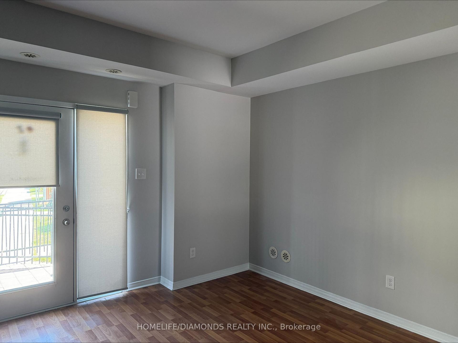 Photo 6 of Unit 149, 60 Fairwood Circle, Brampton, Sandringham-Wellington — HOMEH