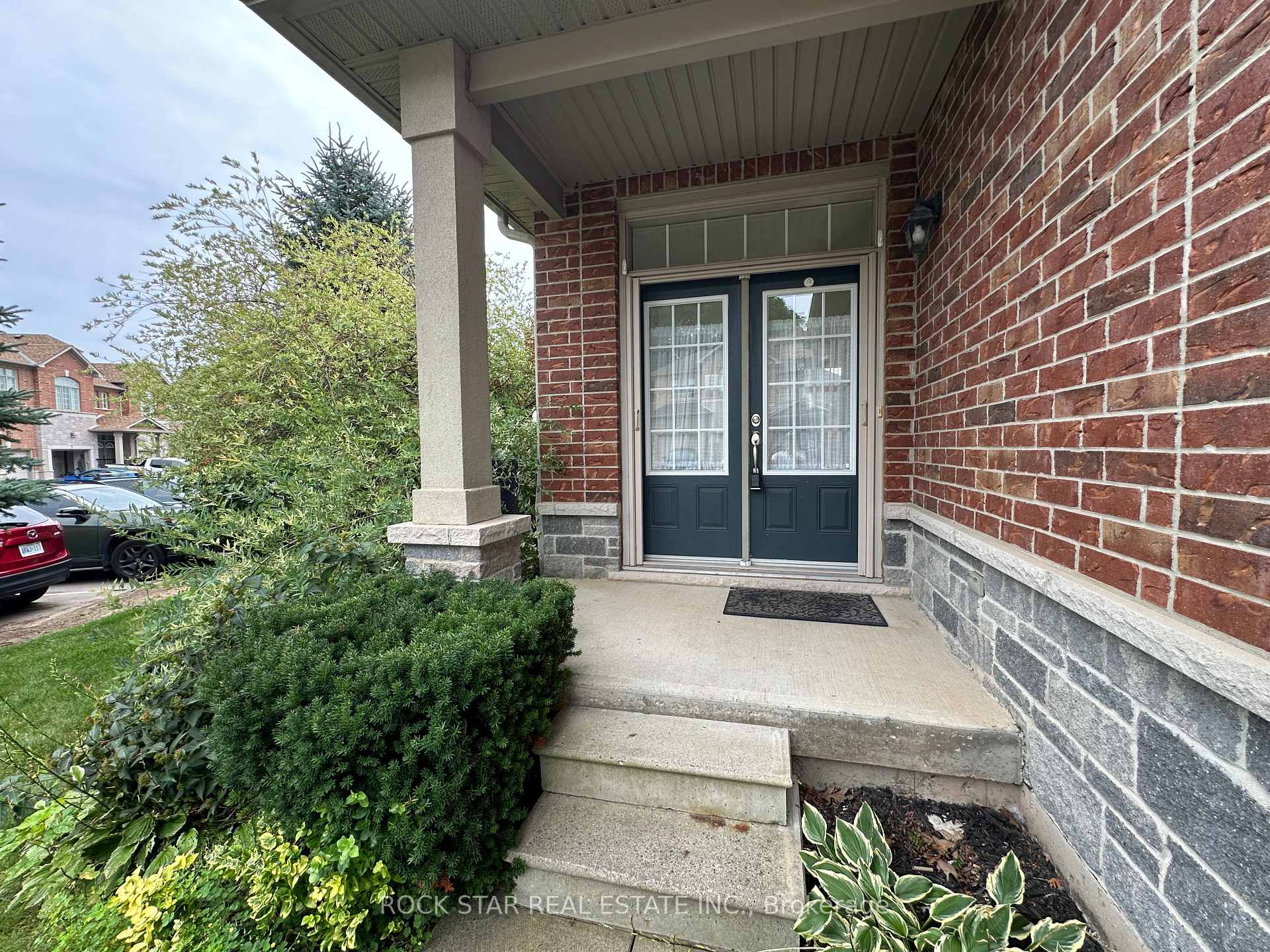 Photo 4 of Unit 49, 99 Panabaker Drive, Hamilton, Ancaster — HOMEH