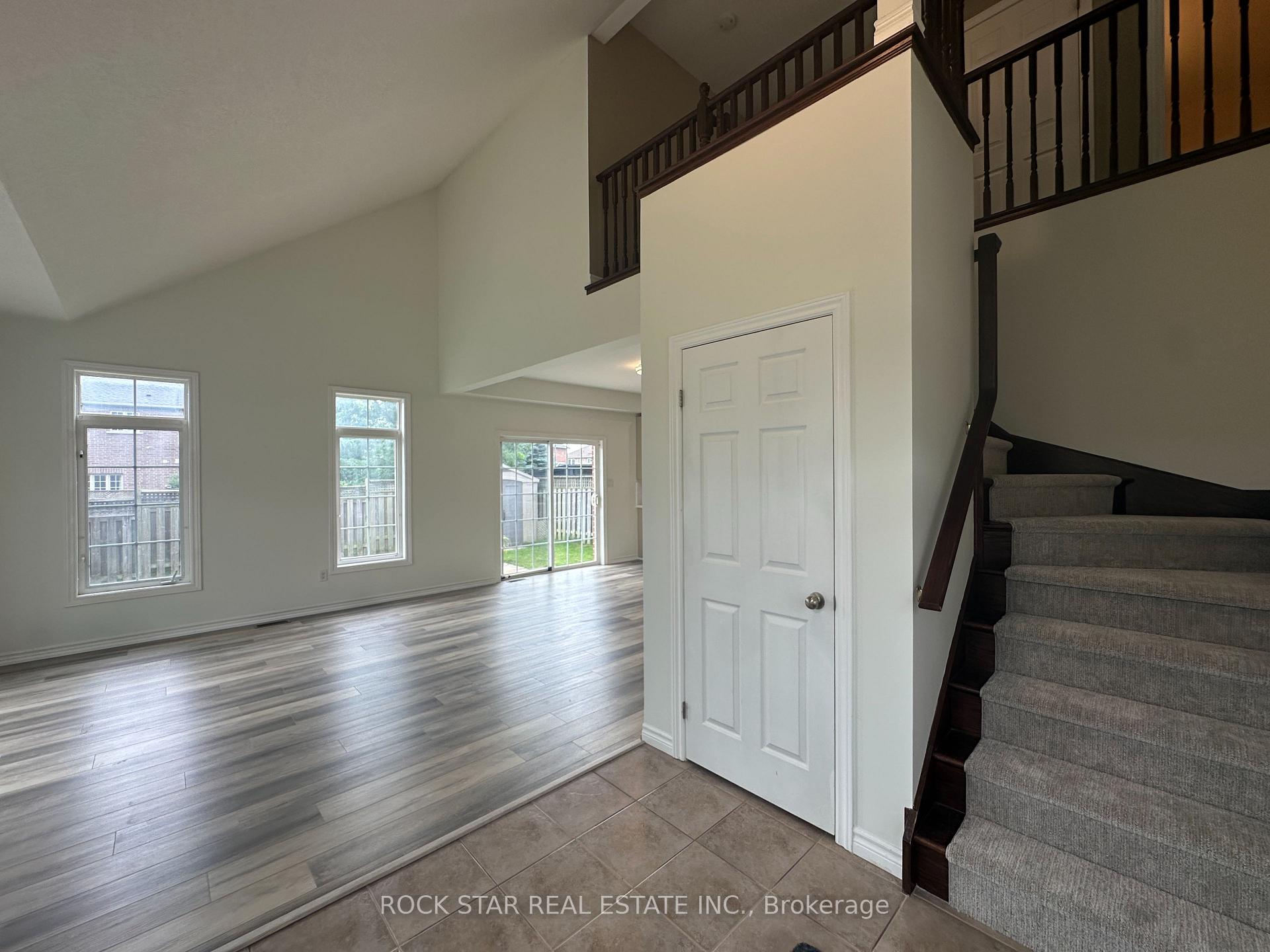 Photo 5 of Unit 49, 99 Panabaker Drive, Hamilton, Ancaster — HOMEH