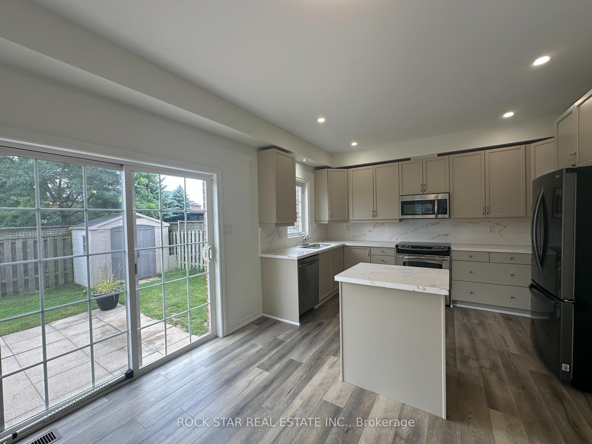 Photo 8 of Unit 49, 99 Panabaker Drive, Hamilton, Ancaster — HOMEH