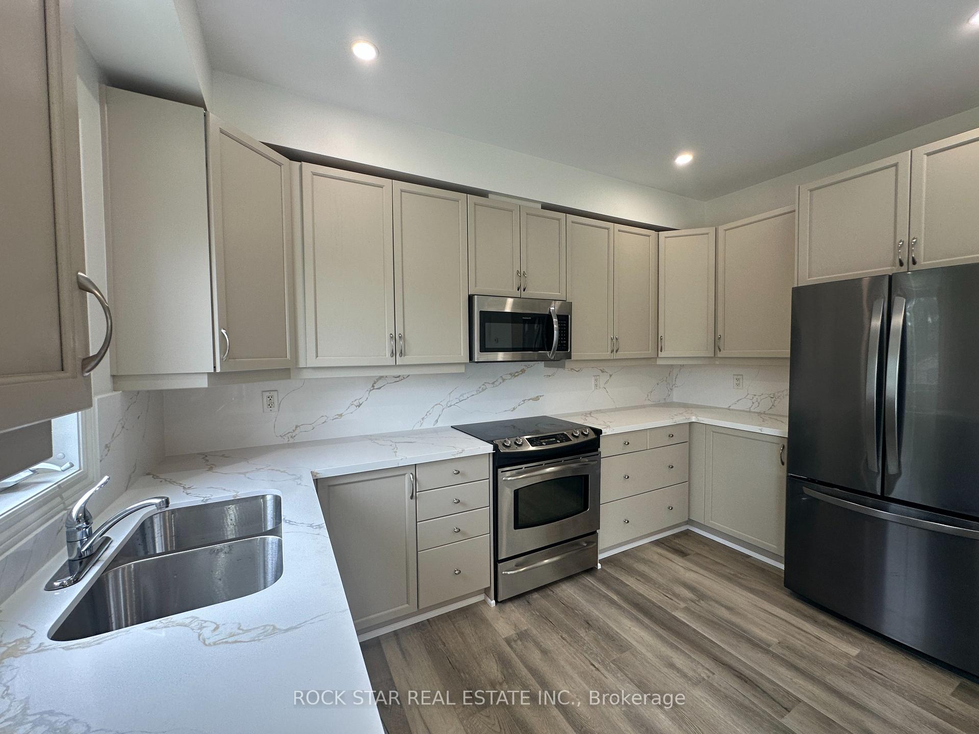 Photo 11 of Unit 49, 99 Panabaker Drive, Hamilton, Ancaster — HOMEH