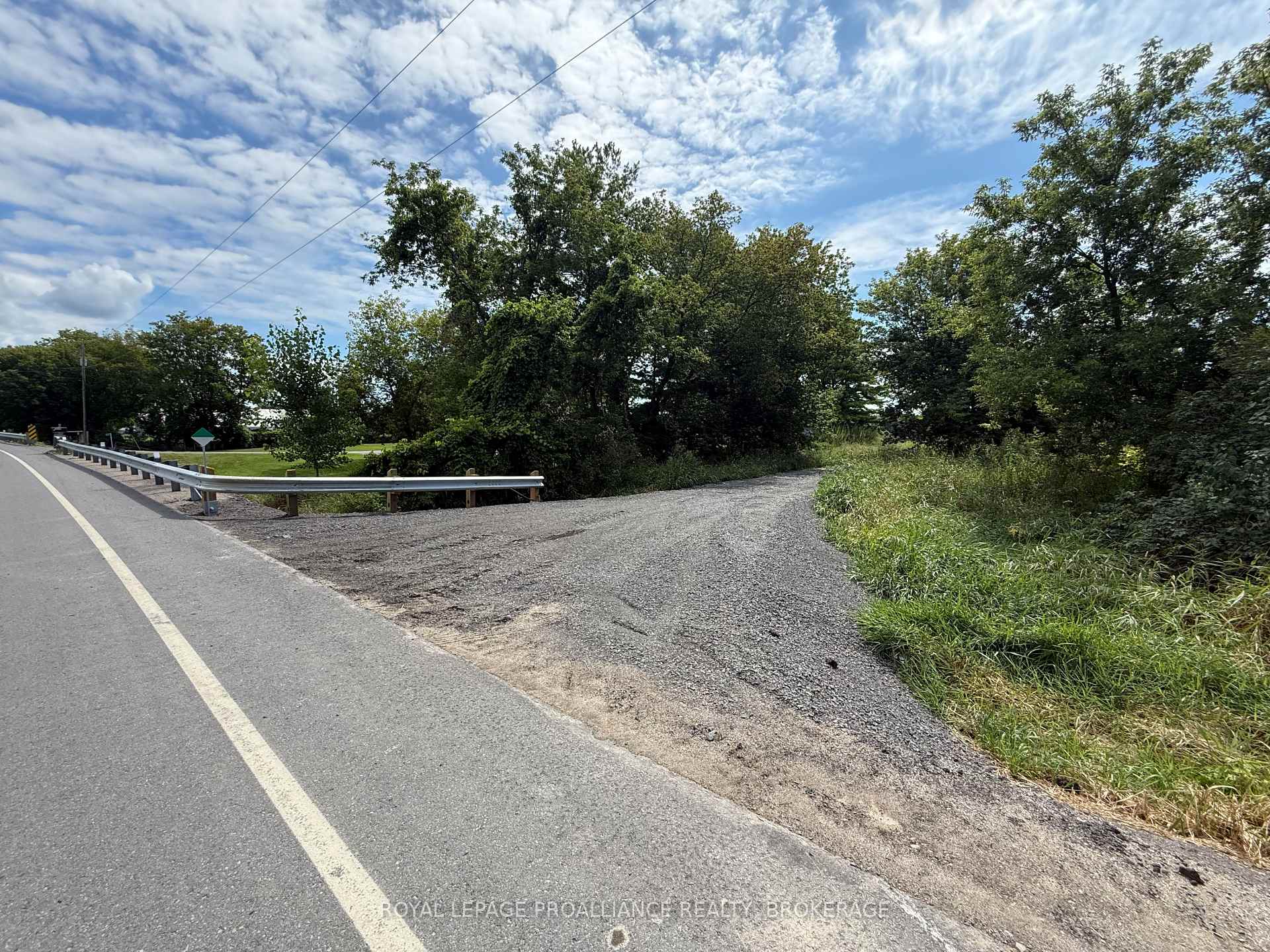 Photo 4 of 2346 County Road 22, Loyalist, Lennox and Addington - South — HOMEH