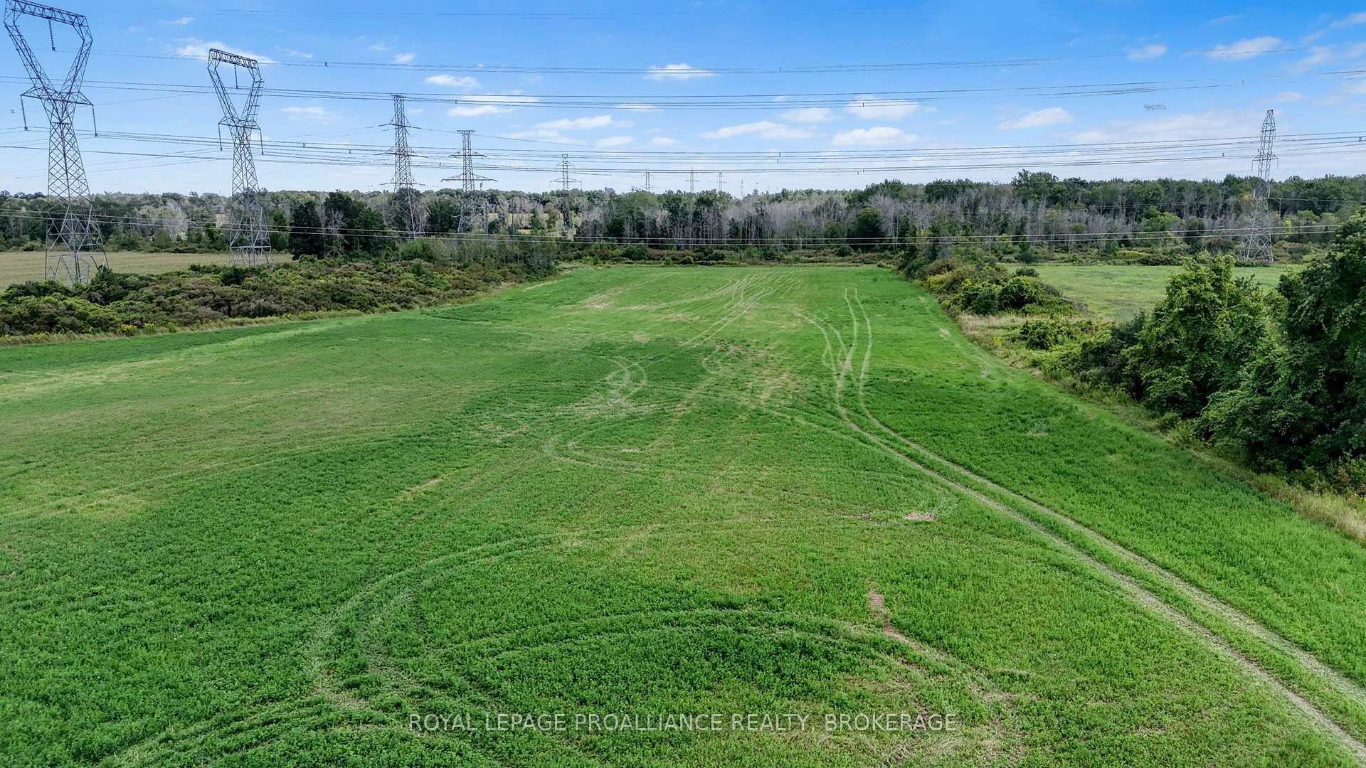 Photo 11 of 2346 County Road 22, Loyalist, Lennox and Addington - South — HOMEH
