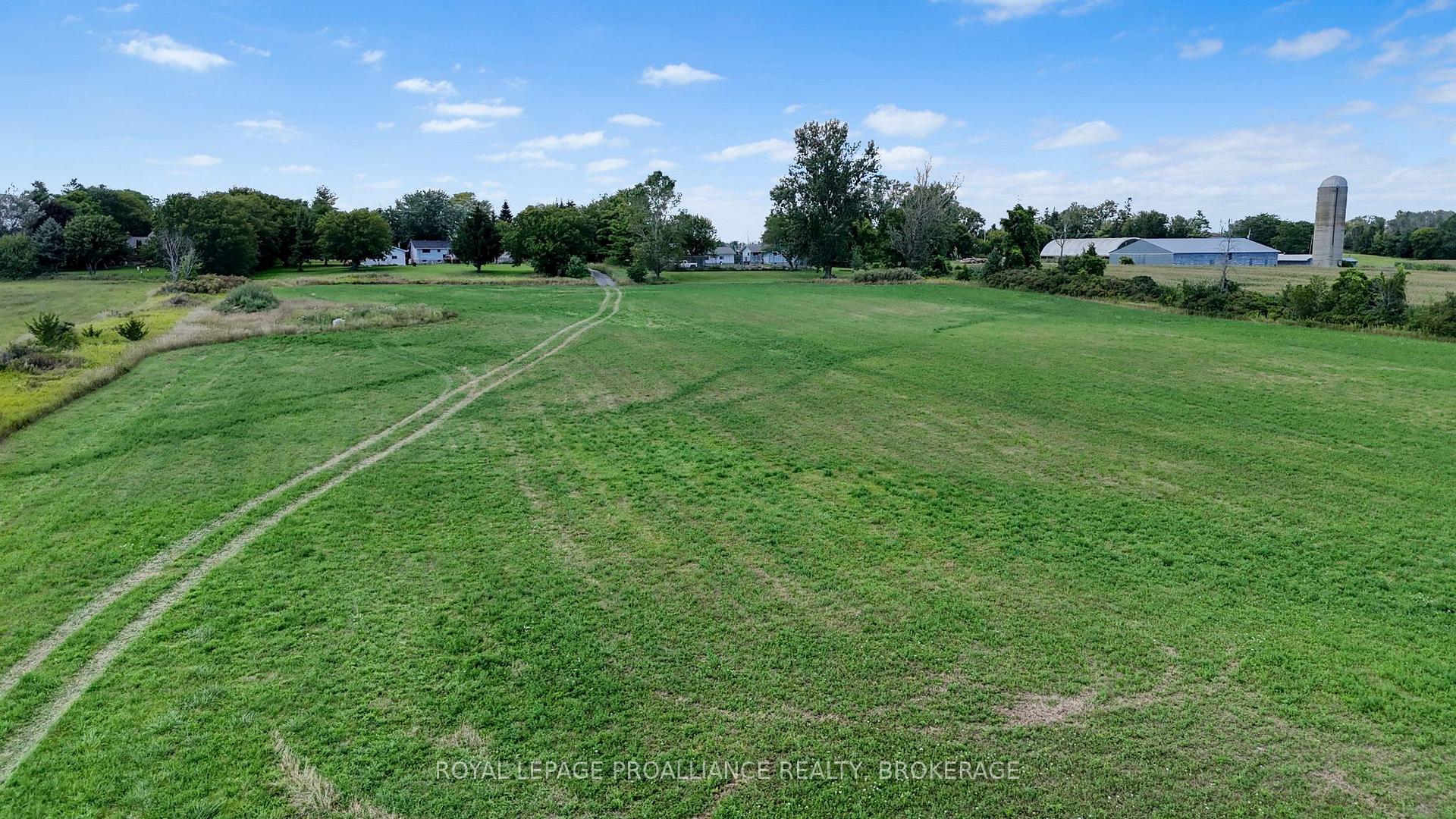 Photo 12 of 2346 County Road 22, Loyalist, Lennox and Addington - South — HOMEH
