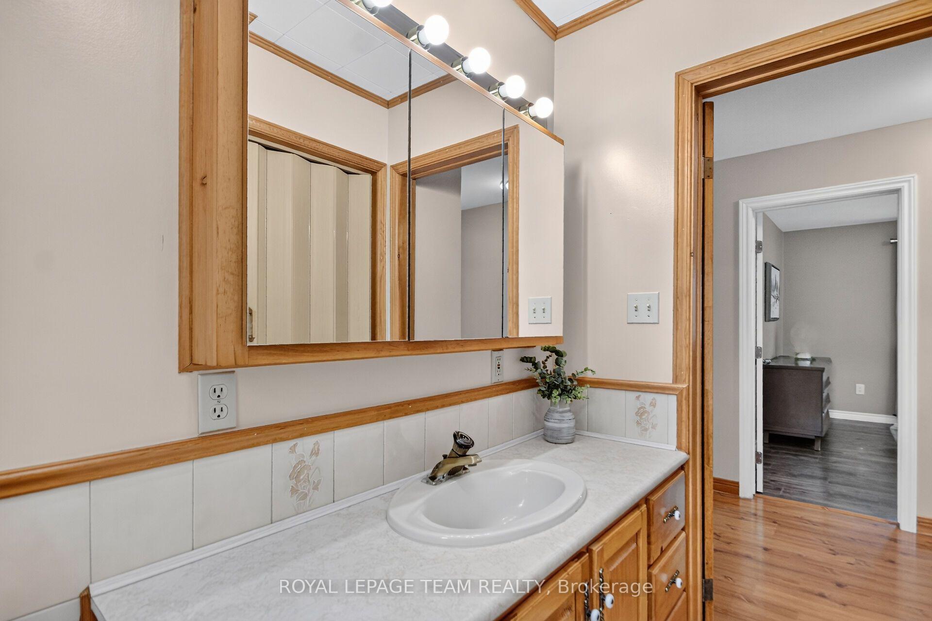 Photo 30 of 3246 Tolmies Corners Road, North Stormont, North Stormont (Roxborough) Twp — HOMEH