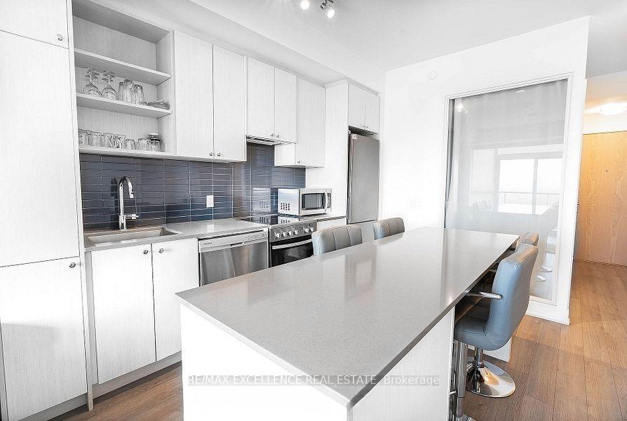 Photo 3 of Unit 922, 50 George Butchart Drive, North York, Downsview-Roding-CFB — HOMEH