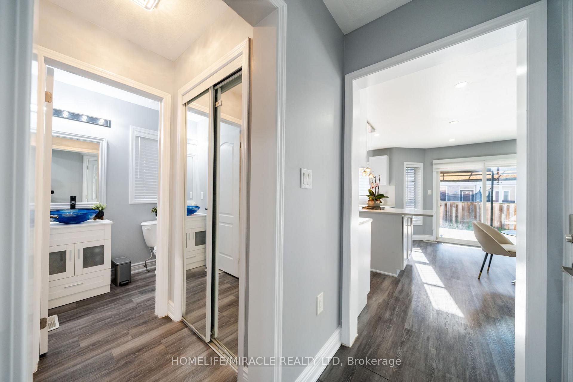 Photo 16 of 151 Baldwin Drive, Cambridge, Silver Heights — HOMEH