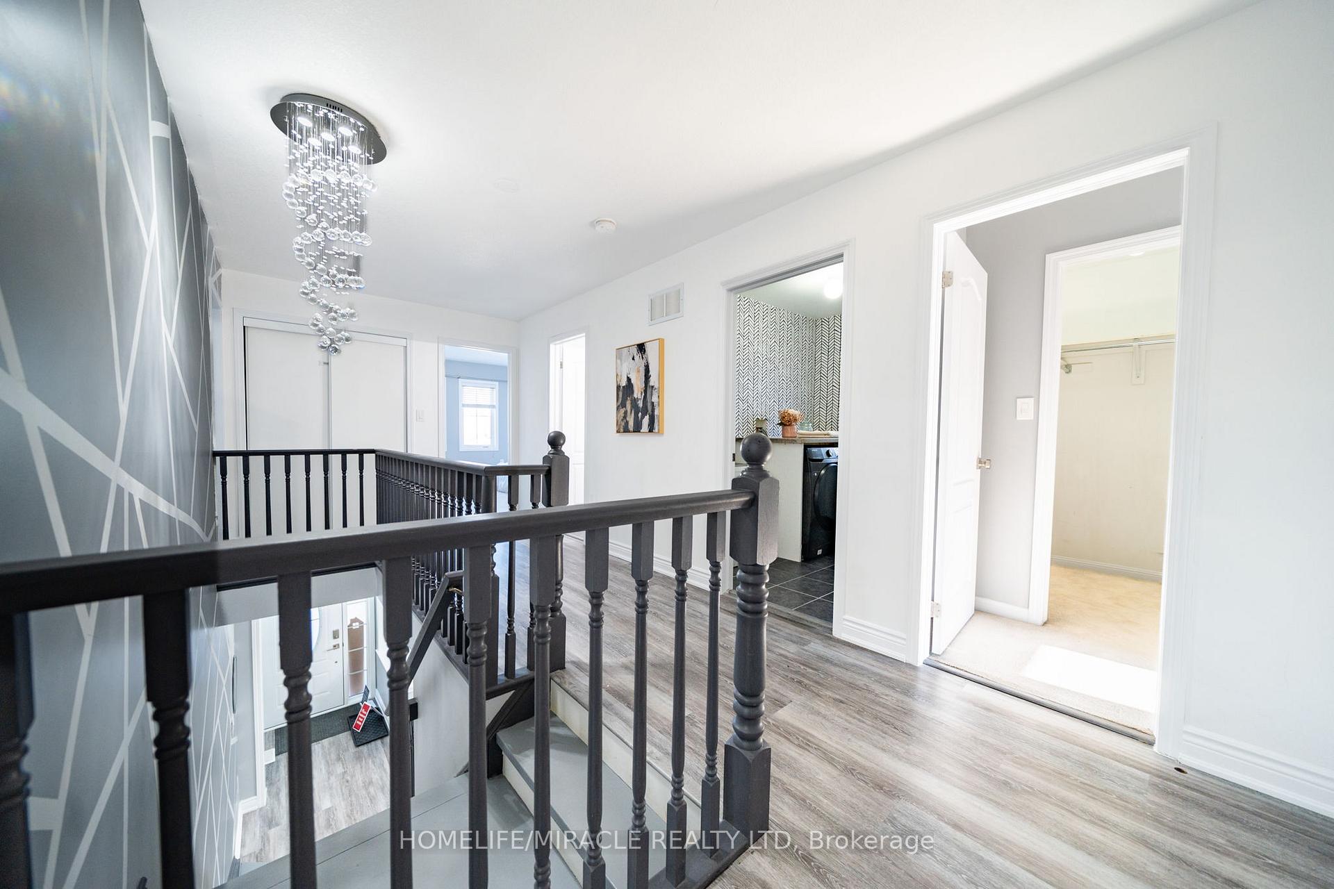 Photo 21 of 151 Baldwin Drive, Cambridge, Silver Heights — HOMEH