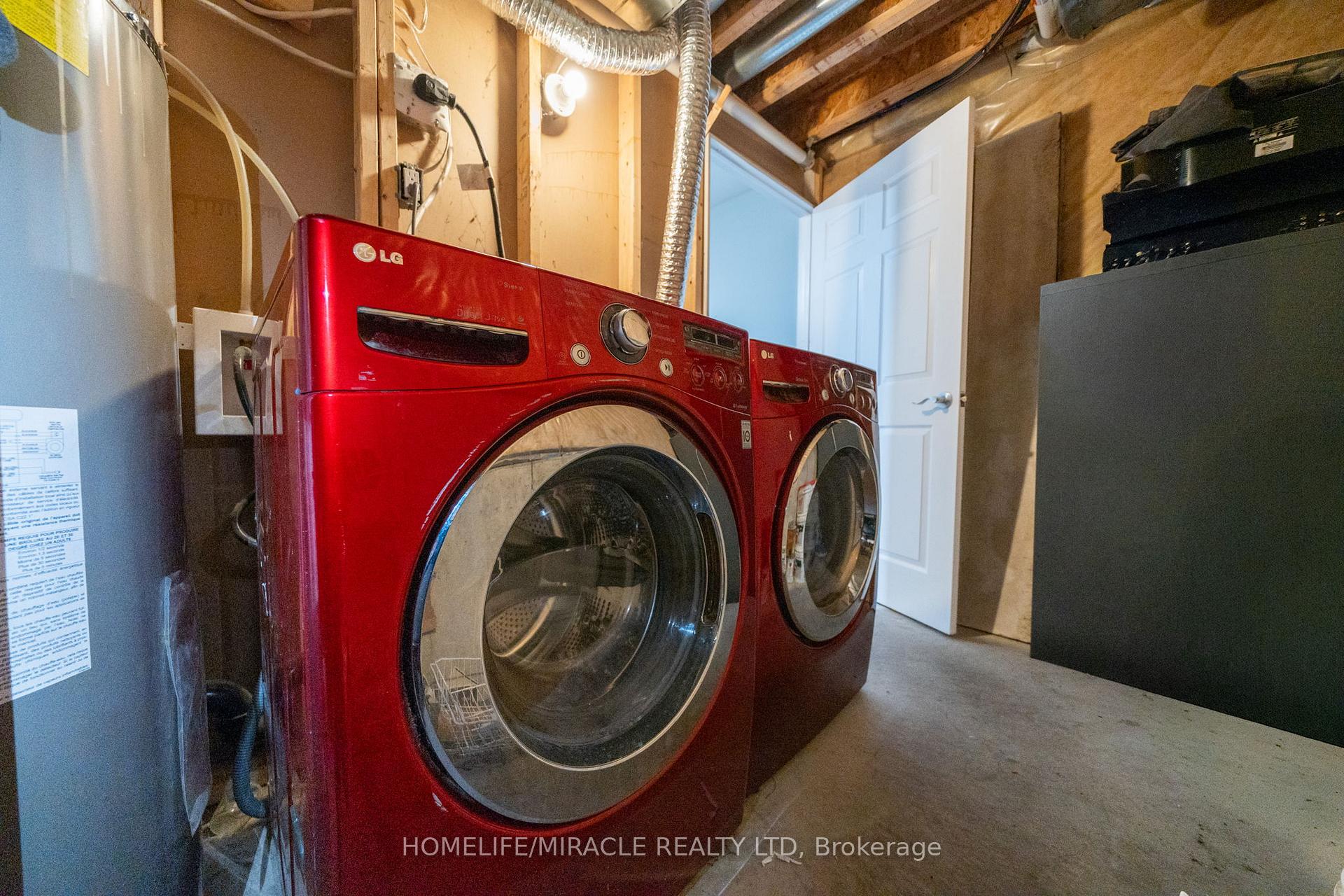 Photo 39 of 151 Baldwin Drive, Cambridge, Silver Heights — HOMEH