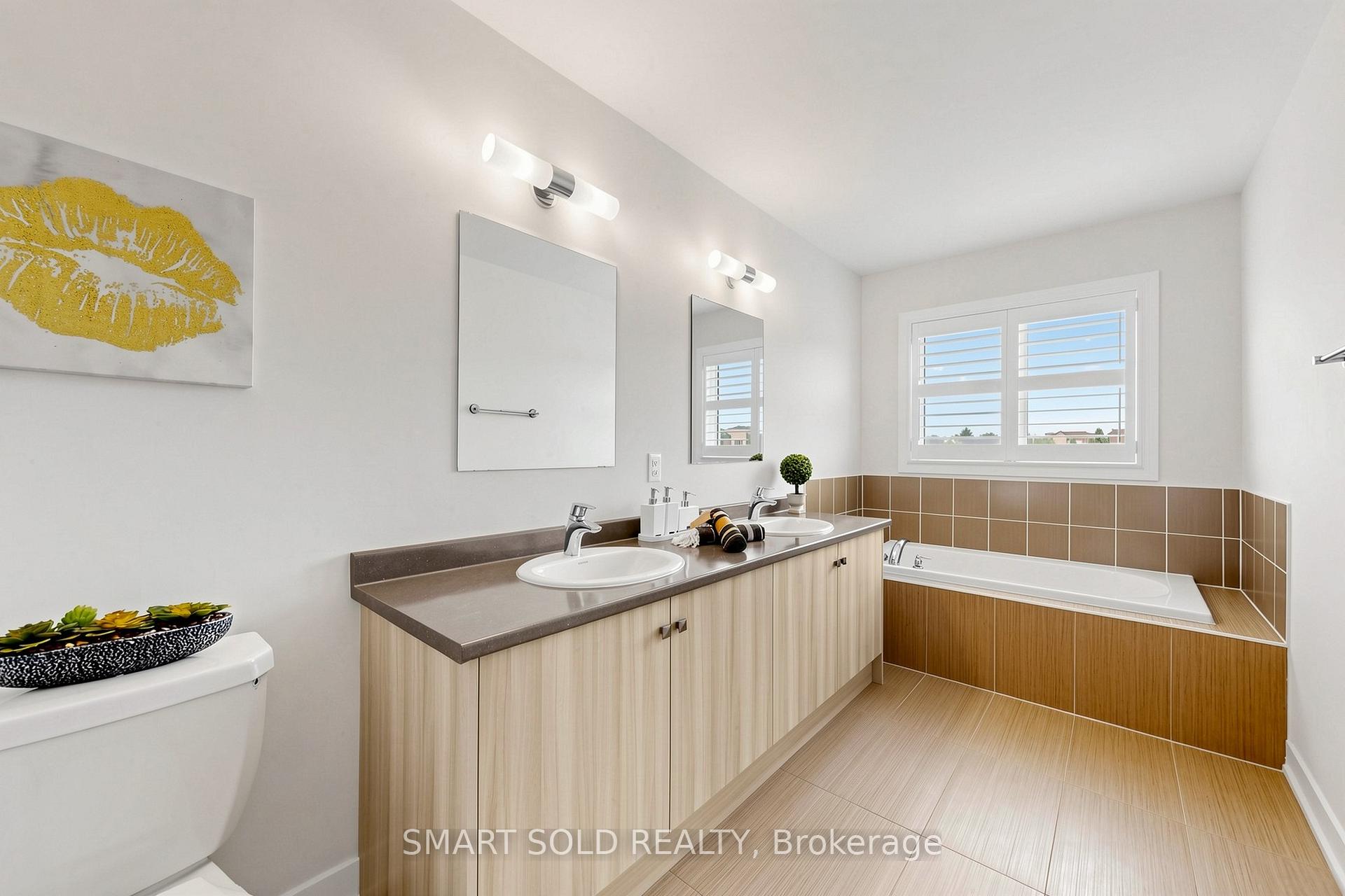Photo 24 of 80 Donald Fleming Way, Whitby, Pringle Creek — HOMEH