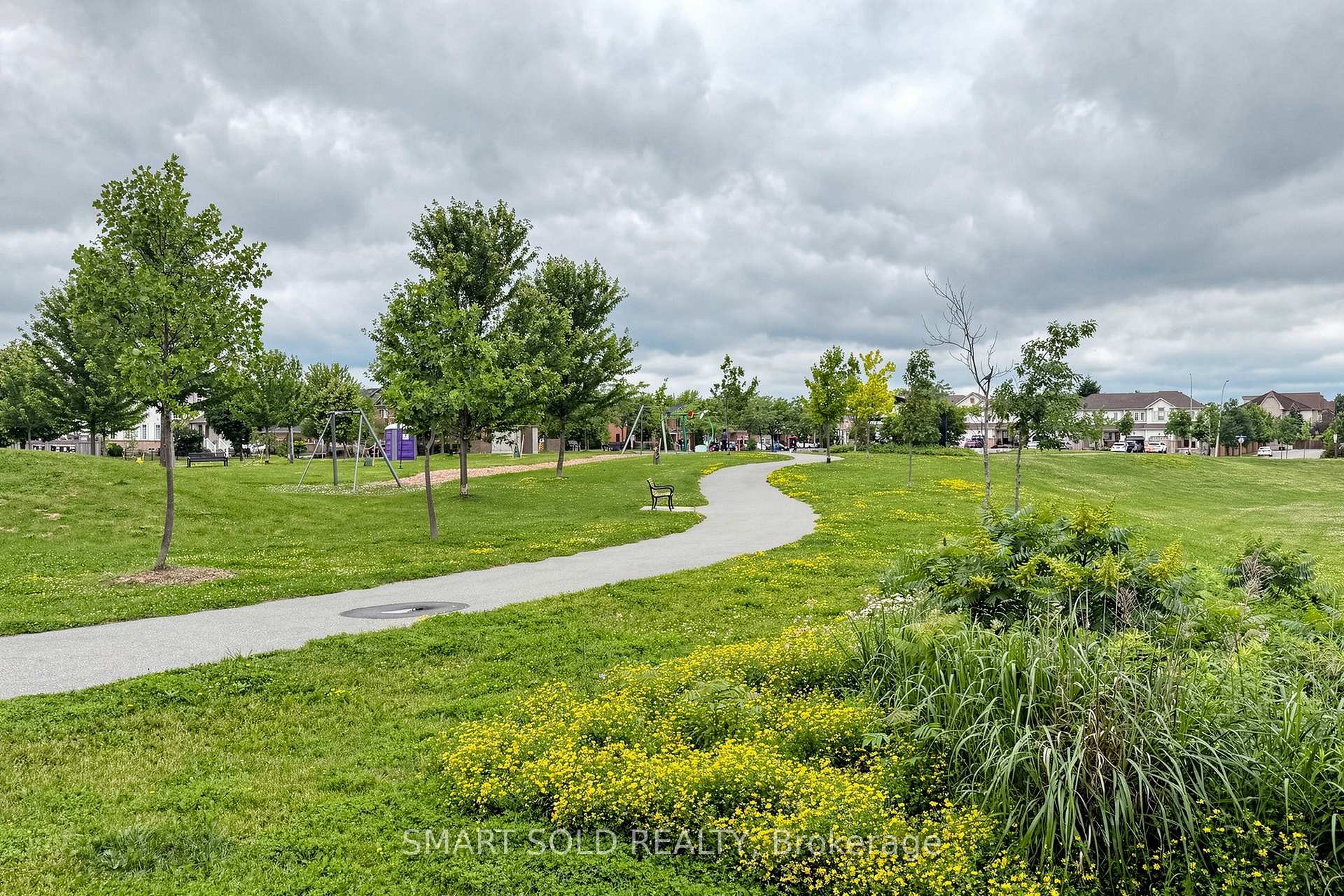 Photo 38 of 80 Donald Fleming Way, Whitby, Pringle Creek — HOMEH