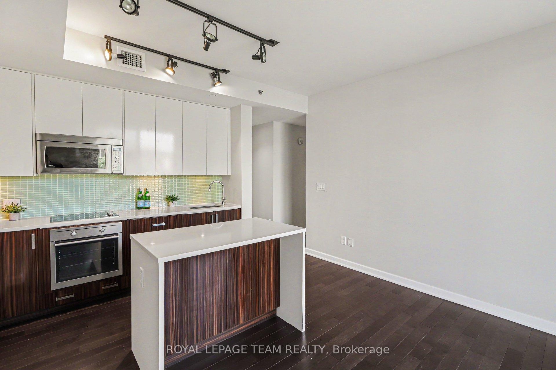 Photo 8 of Unit 310, 300 Lisgar Street E, Ottawa, Ottawa Centre — HOMEH