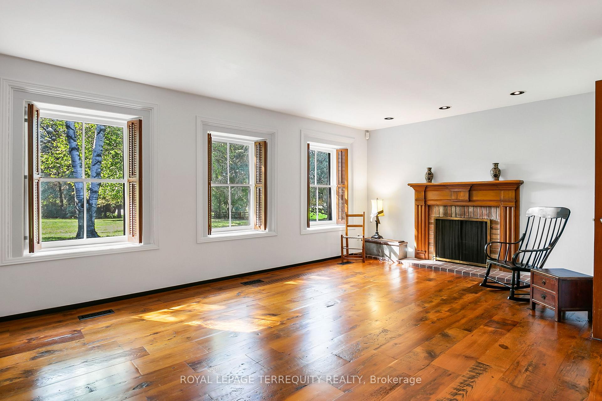 Photo 6 of 15625 8th Concession Road, King, Rural King — HOMEH
