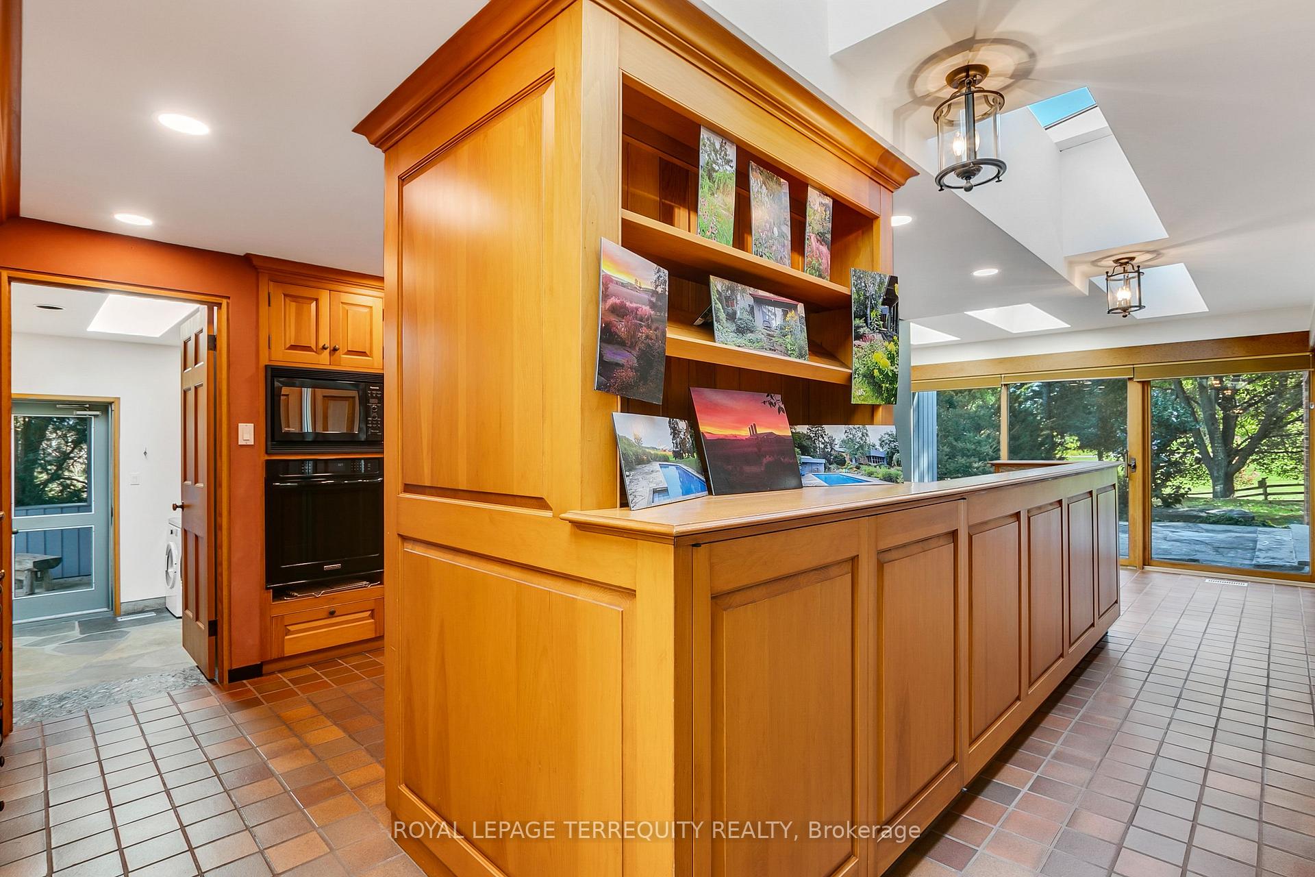 Photo 12 of 15625 8th Concession Road, King, Rural King — HOMEH