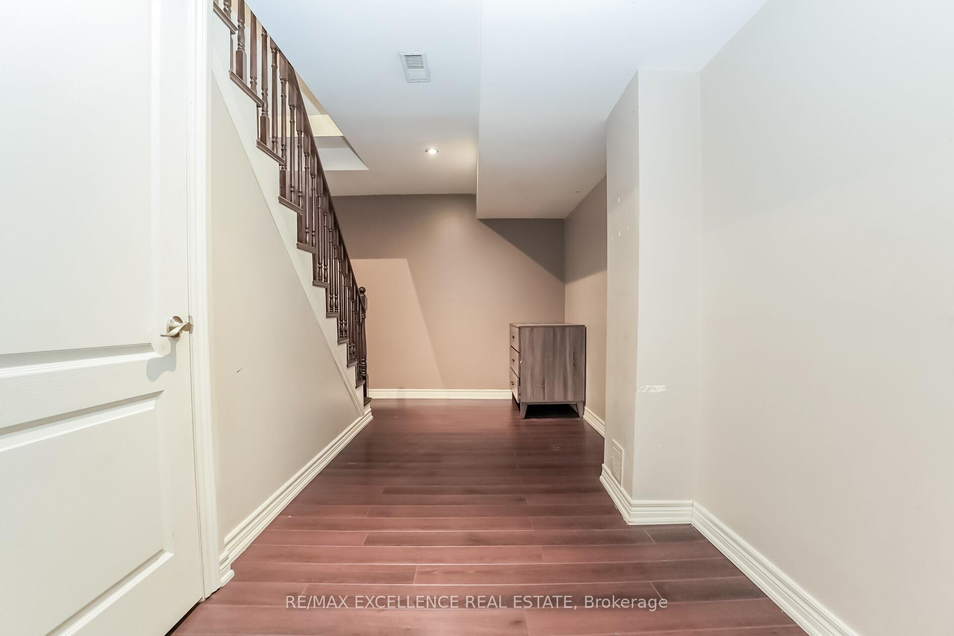 Photo 30 of 78 Brentcliff Drive, Brampton, Fletcher's Meadow — HOMEH