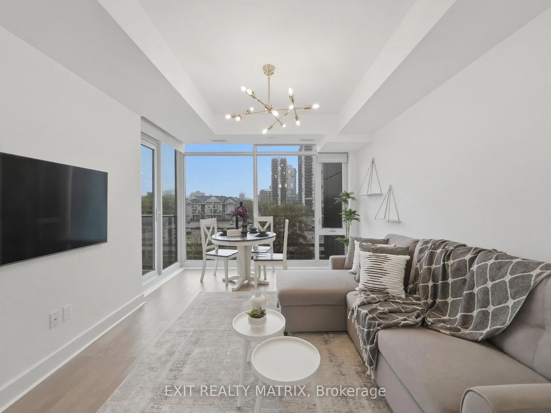 Photo 1 of Unit 513, 255 Bay Street, Ottawa, Ottawa Centre — HOMEH