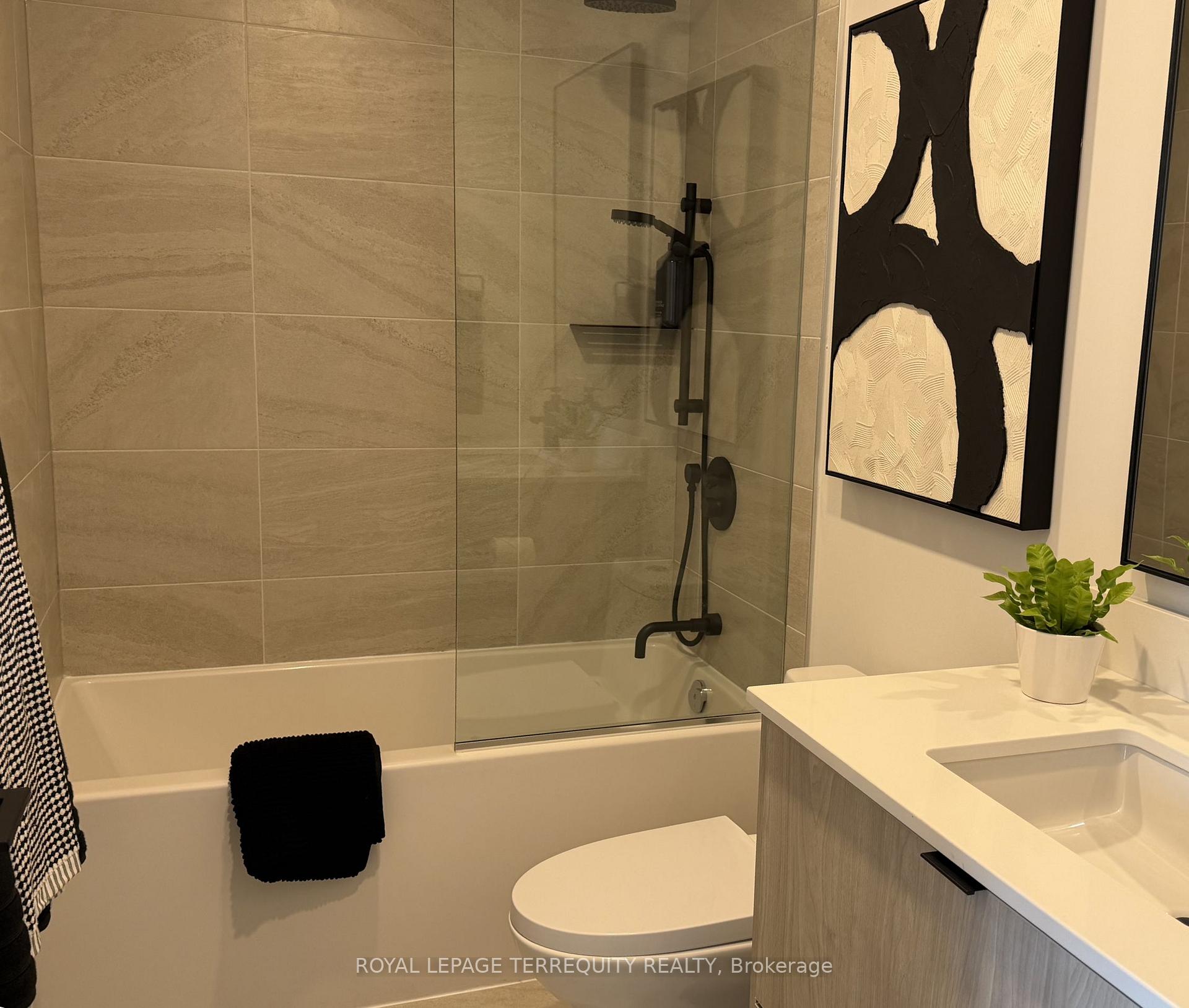 Photo 11 of Unit 512, 100 Carrick Trail, Gravenhurst, Muskoka (S) — HOMEH