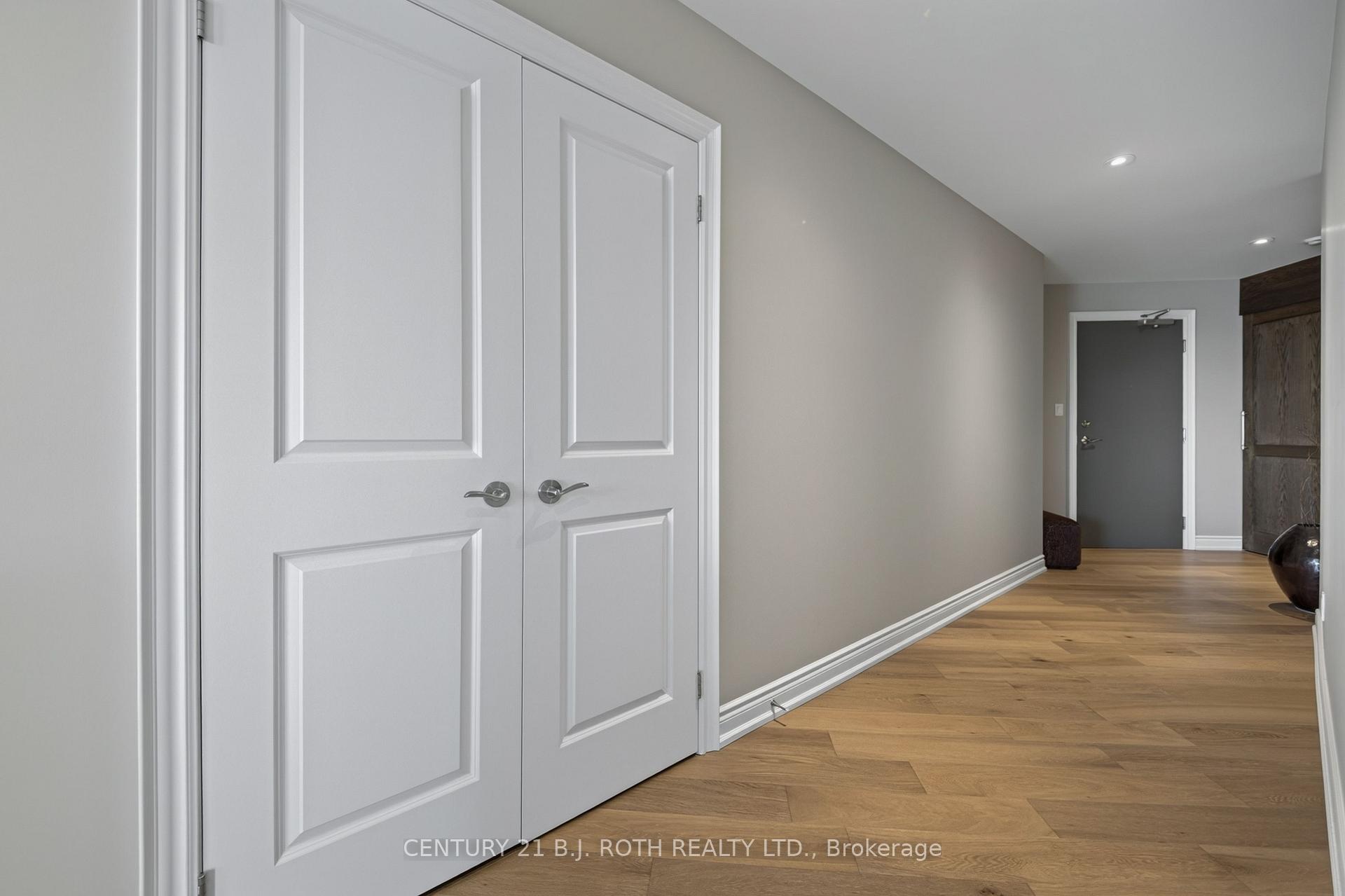 Photo 7 of Unit 904, 33 Ellen Street, Barrie, City Centre — HOMEH