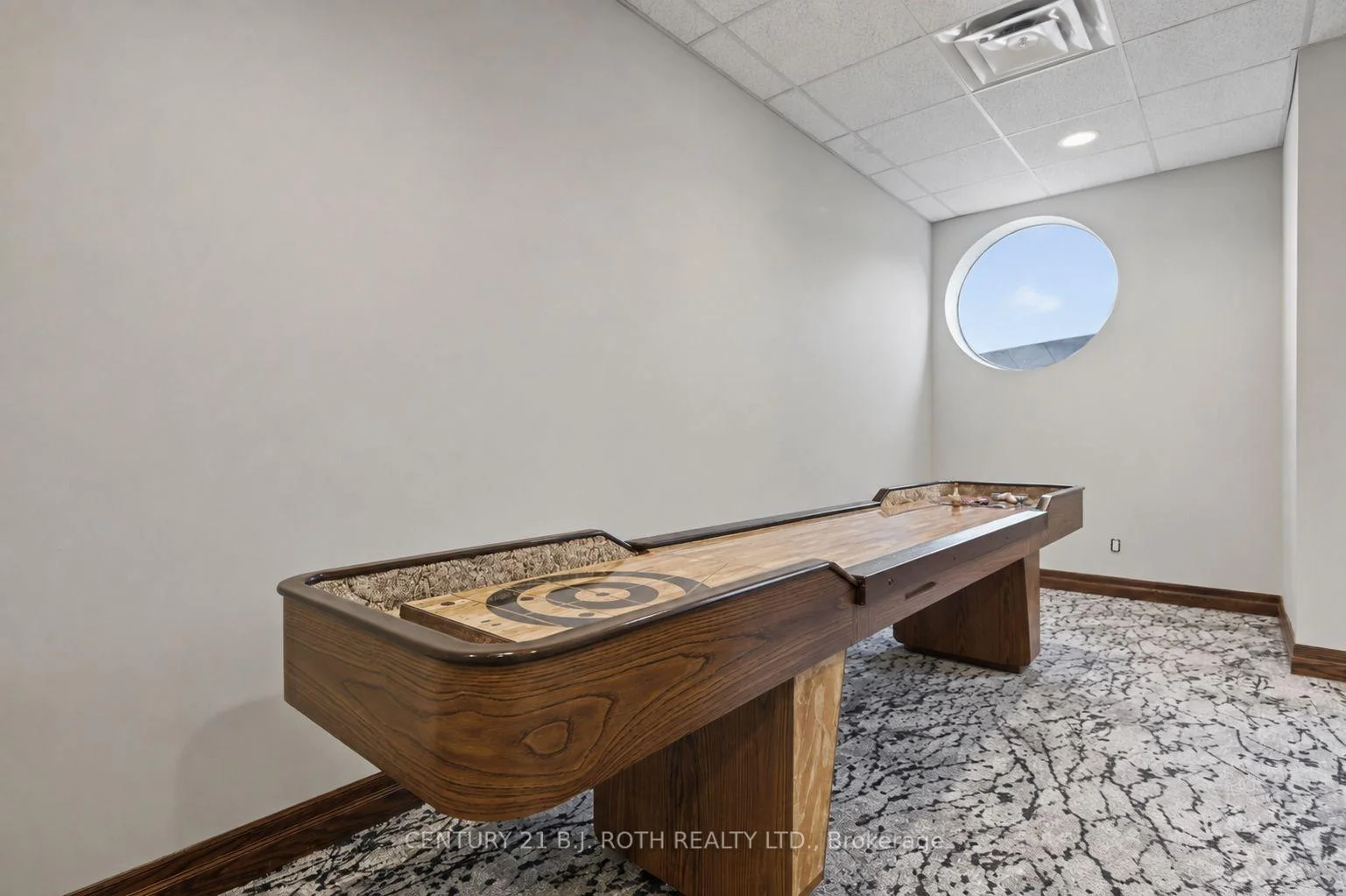 Photo 76 of Unit 904, 33 Ellen Street, Barrie, City Centre — HOMEH