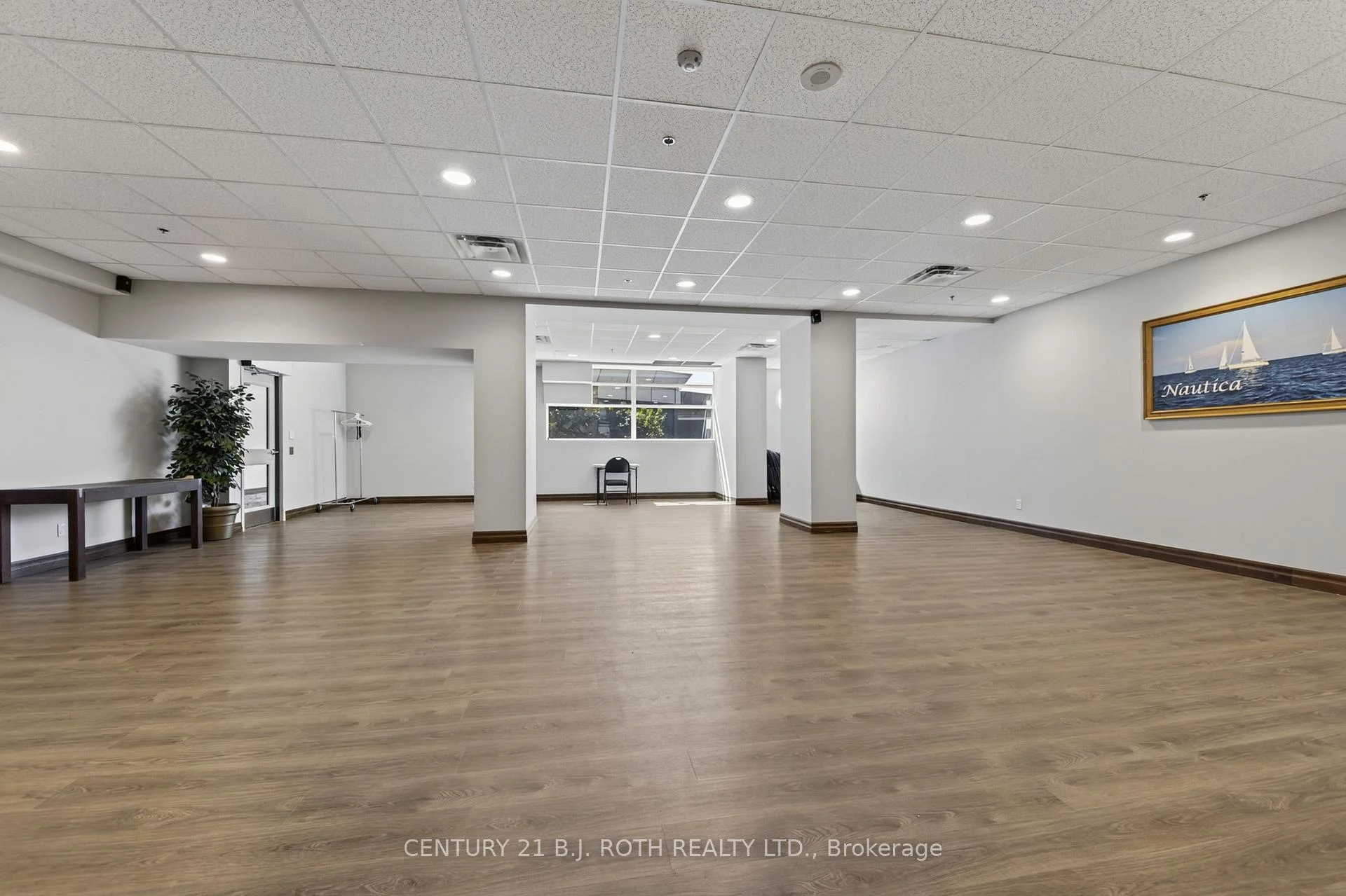 Photo 92 of Unit 904, 33 Ellen Street, Barrie, City Centre — HOMEH