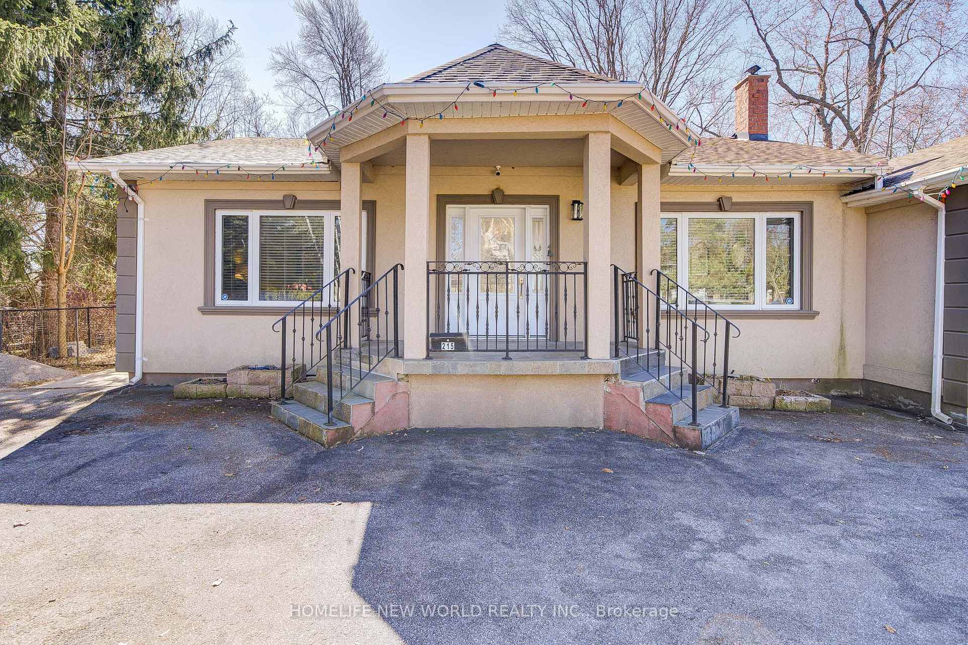 Photo 5 of 215 Willow Drive, Georgina, Keswick South — HOMEH