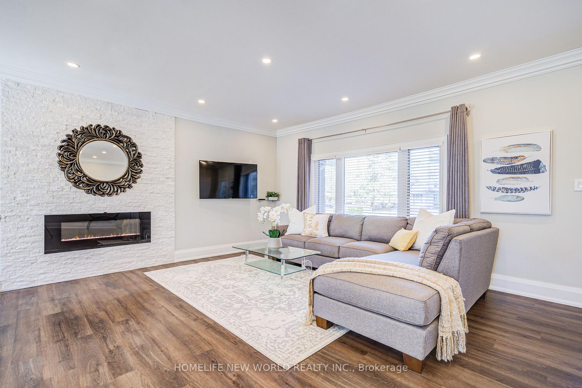 Photo 13 of 215 Willow Drive, Georgina, Keswick South — HOMEH