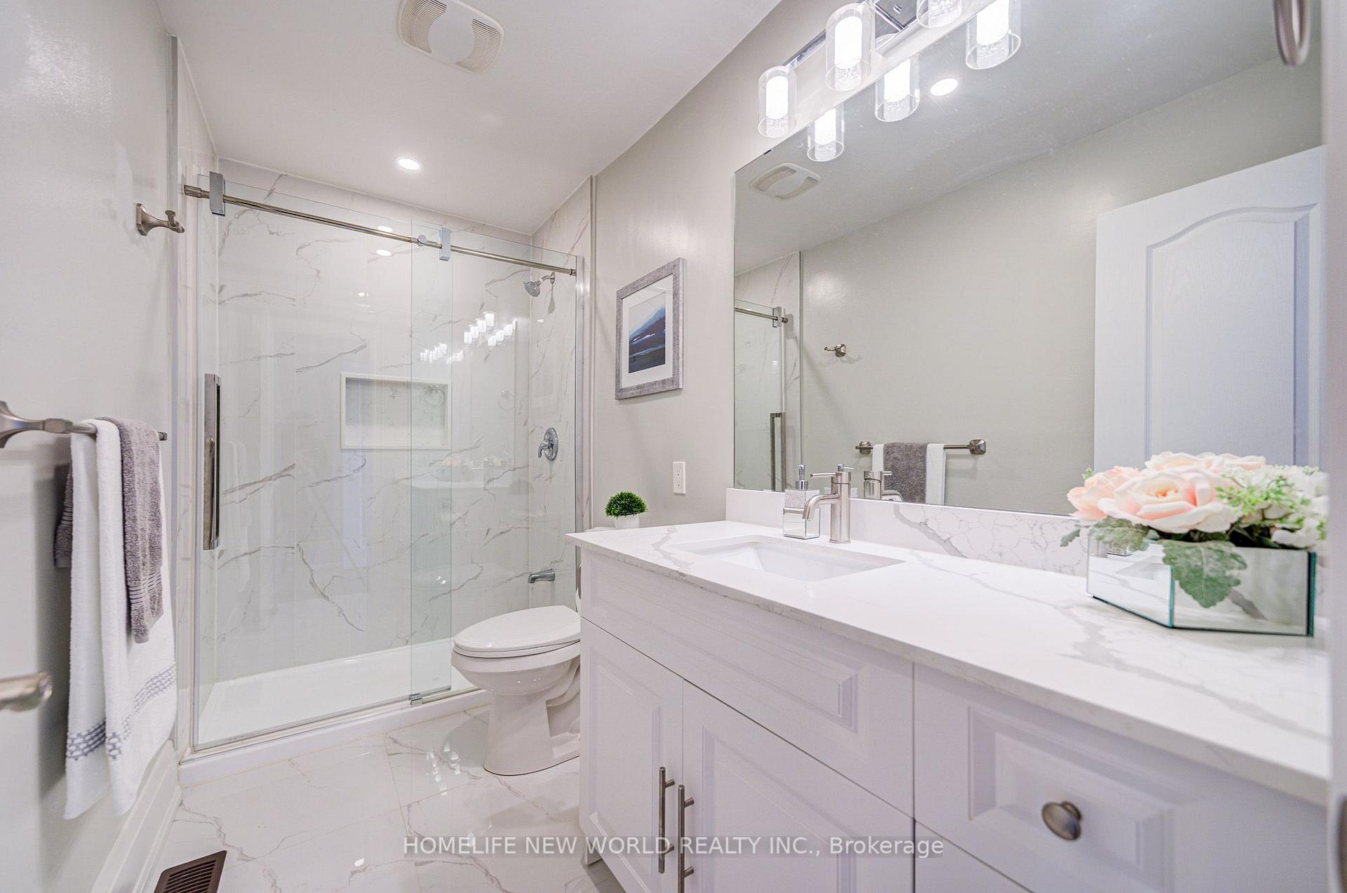 Photo 29 of 215 Willow Drive, Georgina, Keswick South — HOMEH