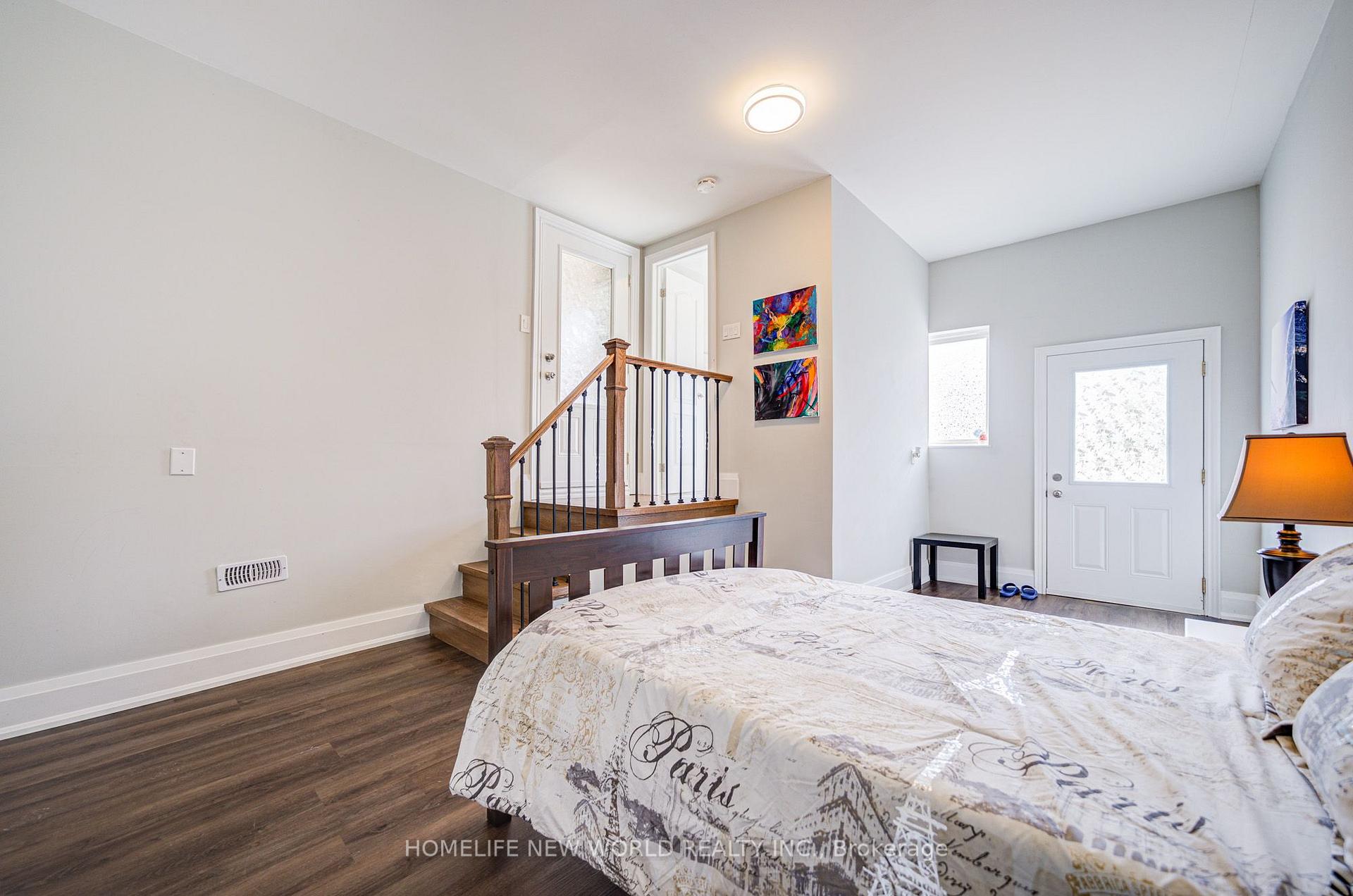 Photo 33 of 215 Willow Drive, Georgina, Keswick South — HOMEH