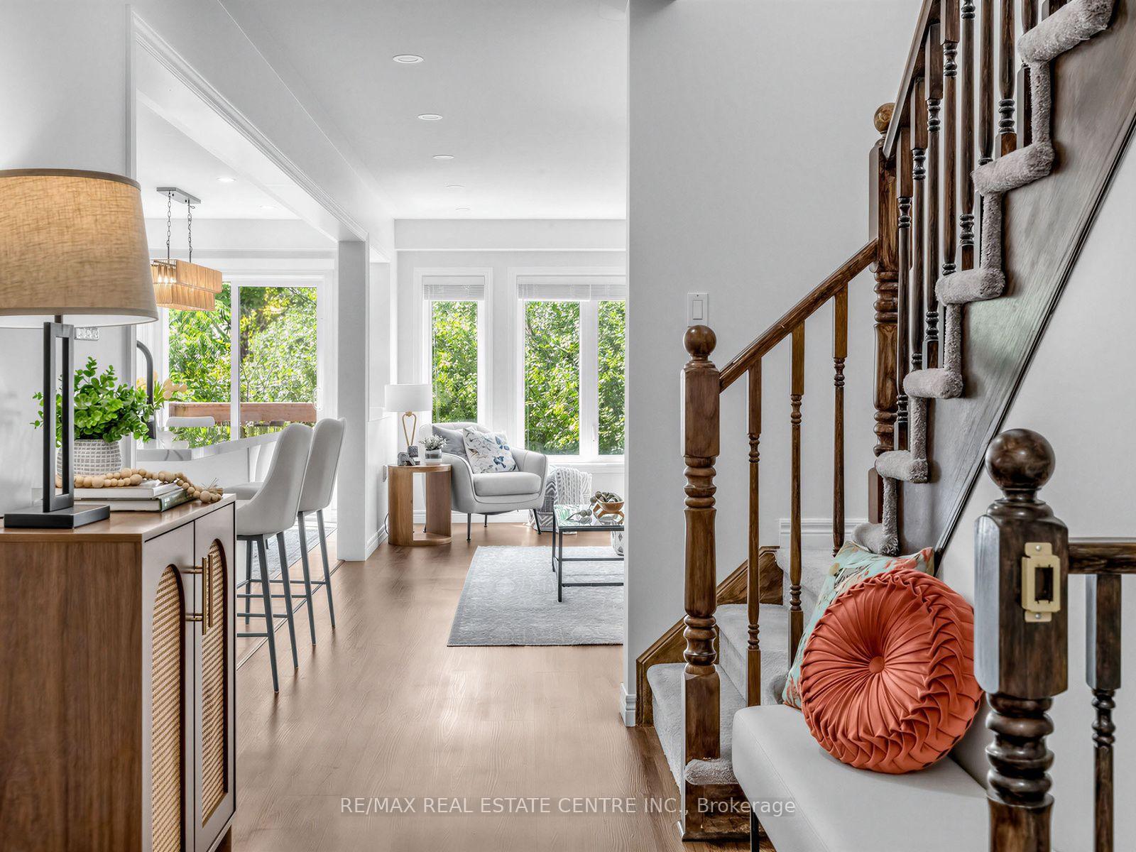 Photo 2 of Unit 35, 755 Linden Drive, Cambridge, Preston Heights — HOMEH